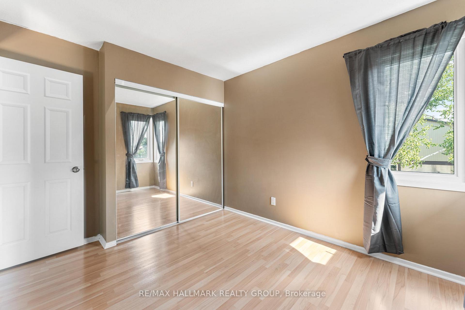 Photo 16 of 1771 Meadowbrook Road, Ottawa, Pineview — HOMEH