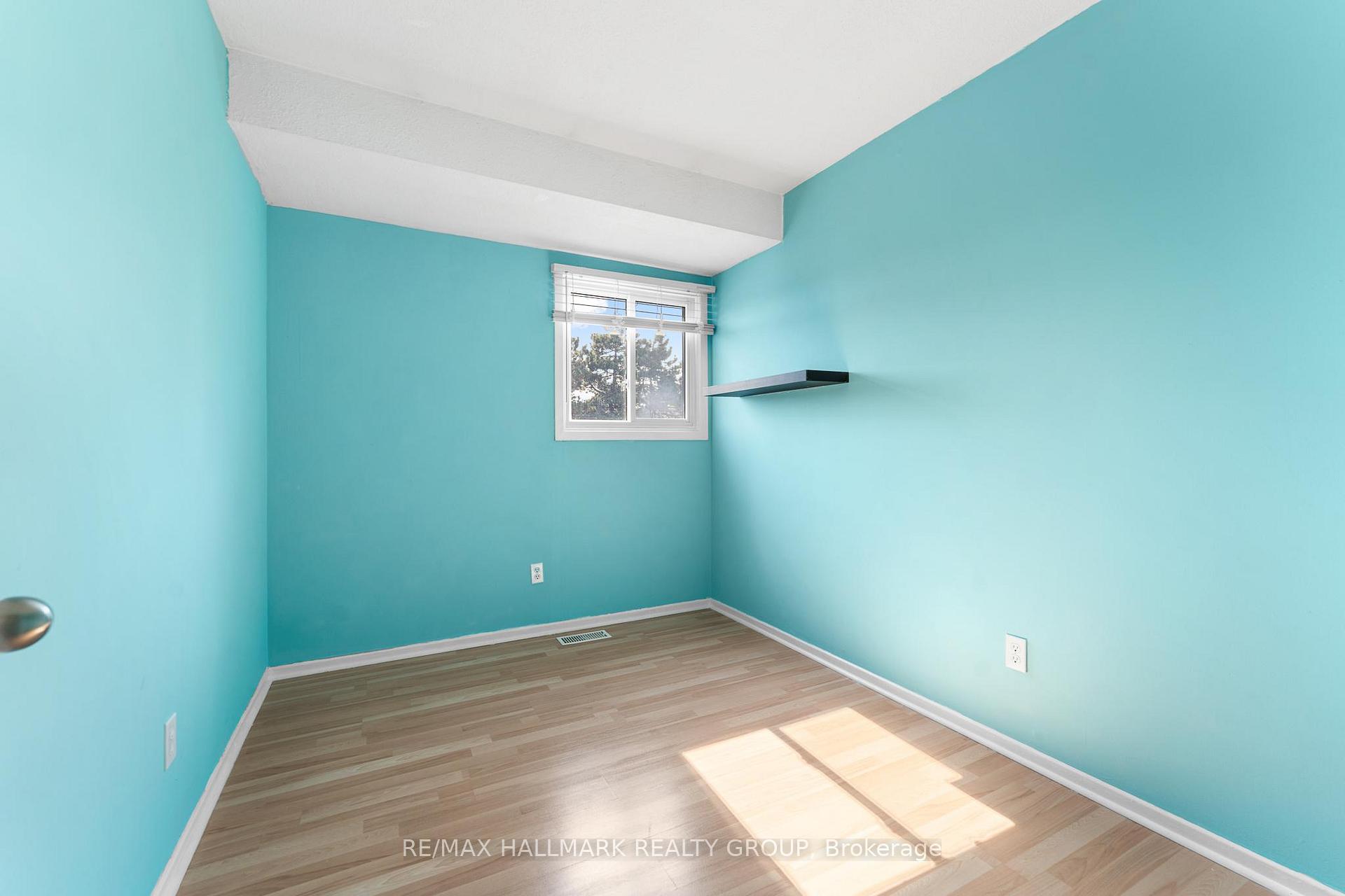Photo 17 of 1771 Meadowbrook Road, Ottawa, Pineview — HOMEH