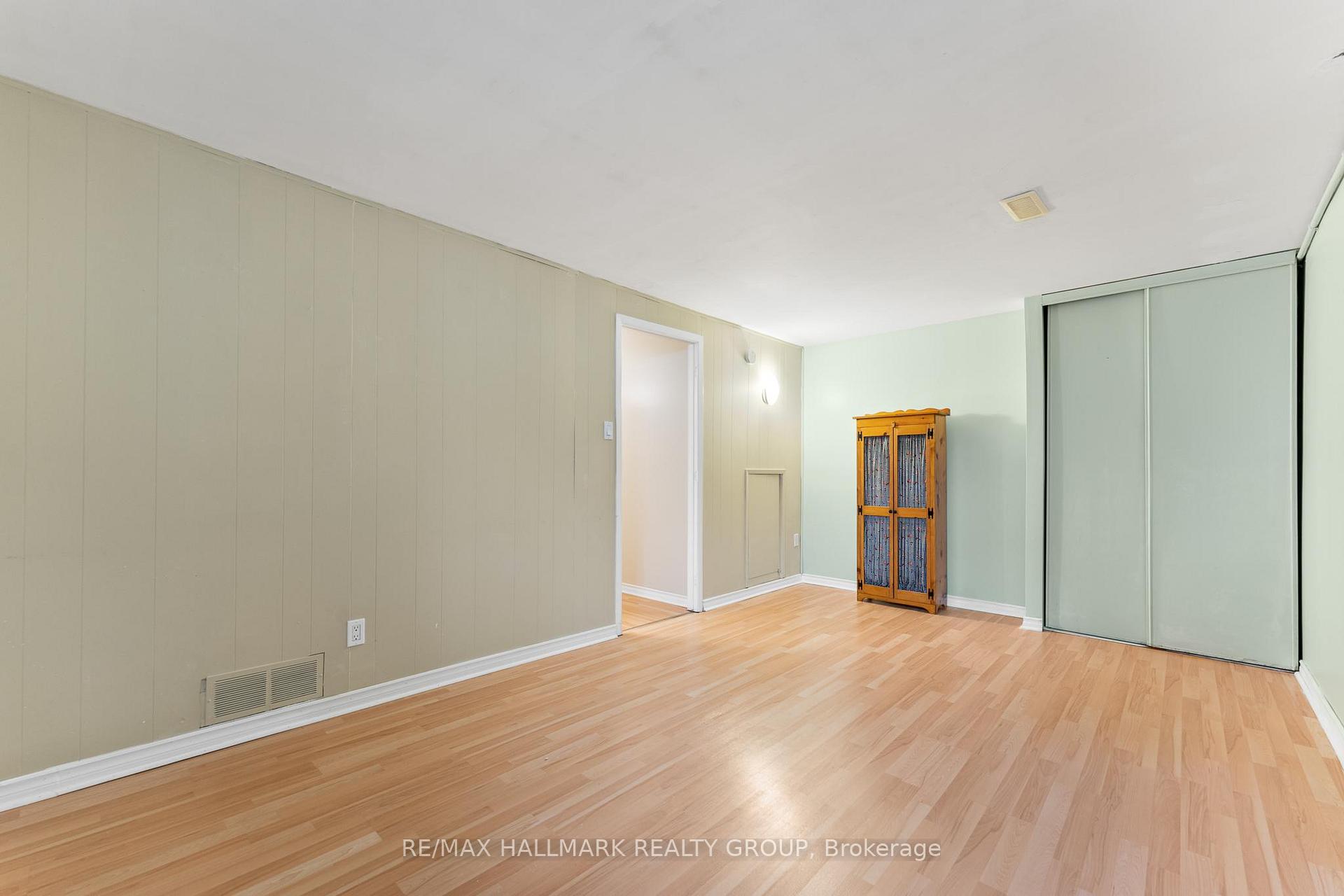 Photo 21 of 1771 Meadowbrook Road, Ottawa, Pineview — HOMEH