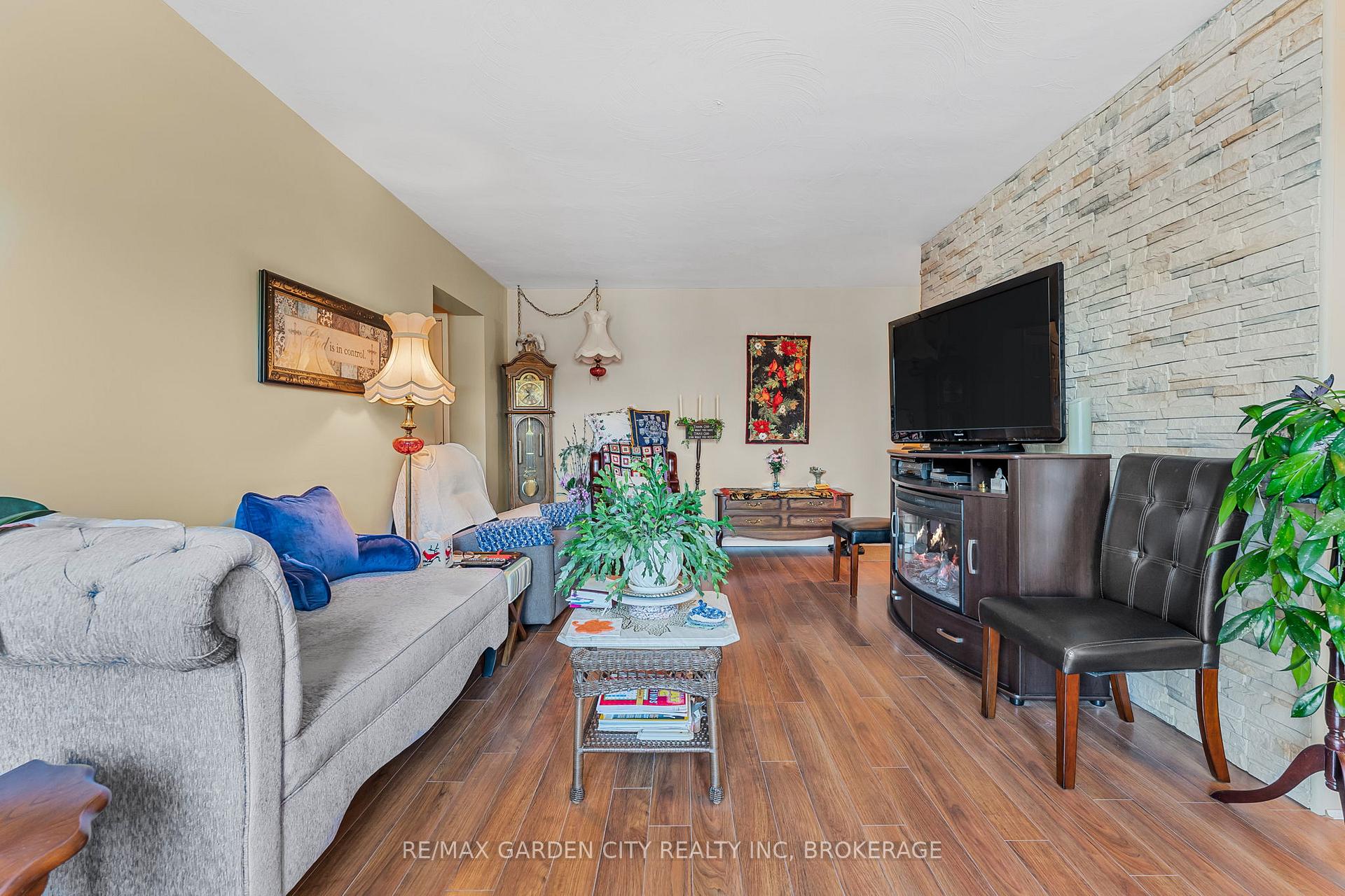 Photo 14 of Unit 301, 485 Thorold Road, Welland, Prince Charles — HOMEH