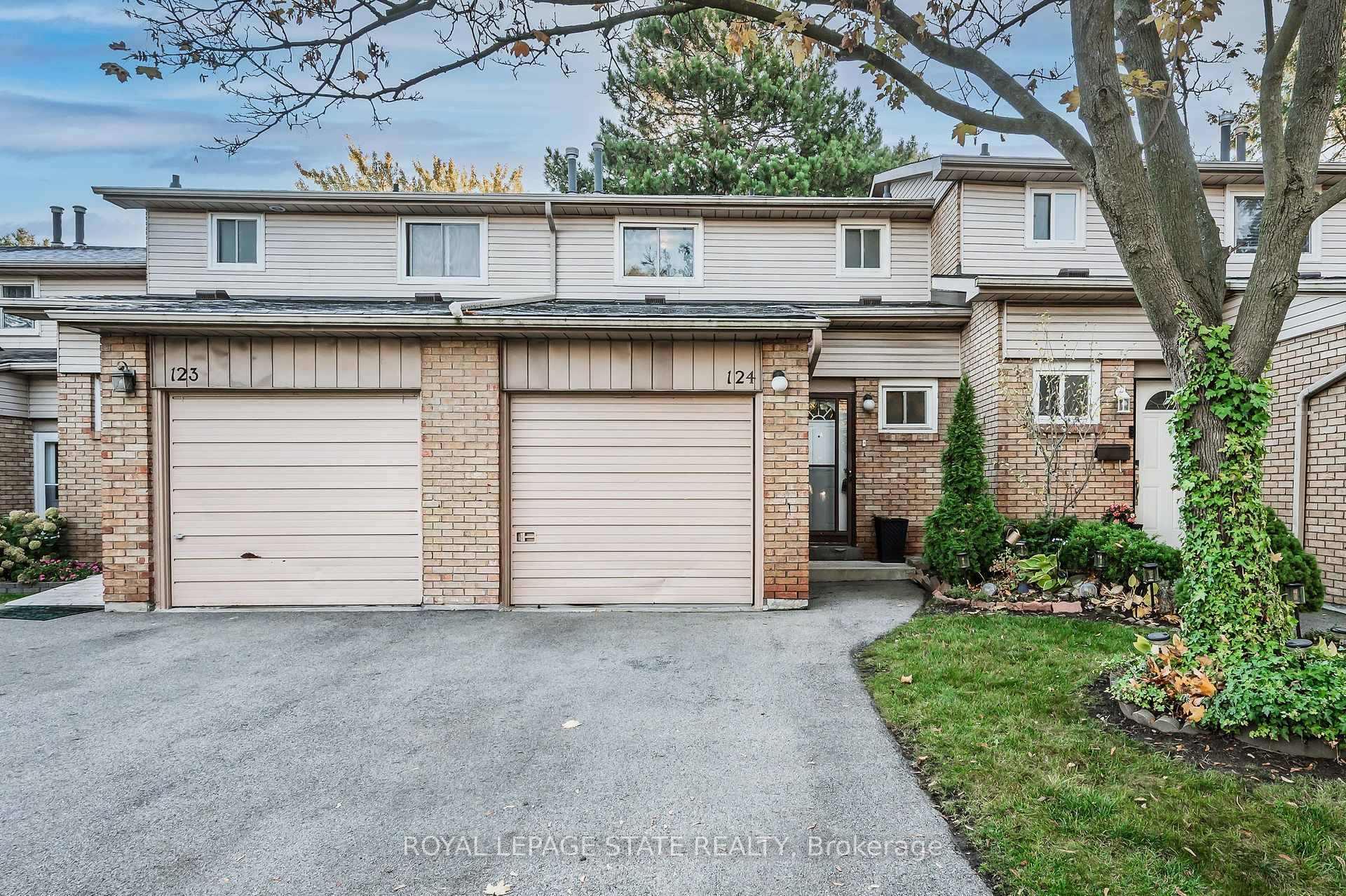 Front of Unit 124, 100 Quigley Road