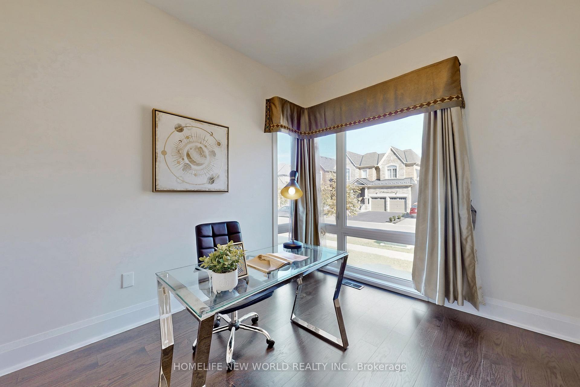 Photo 18 of 16 Scrivener Drive, Aurora, Rural Aurora — HOMEH