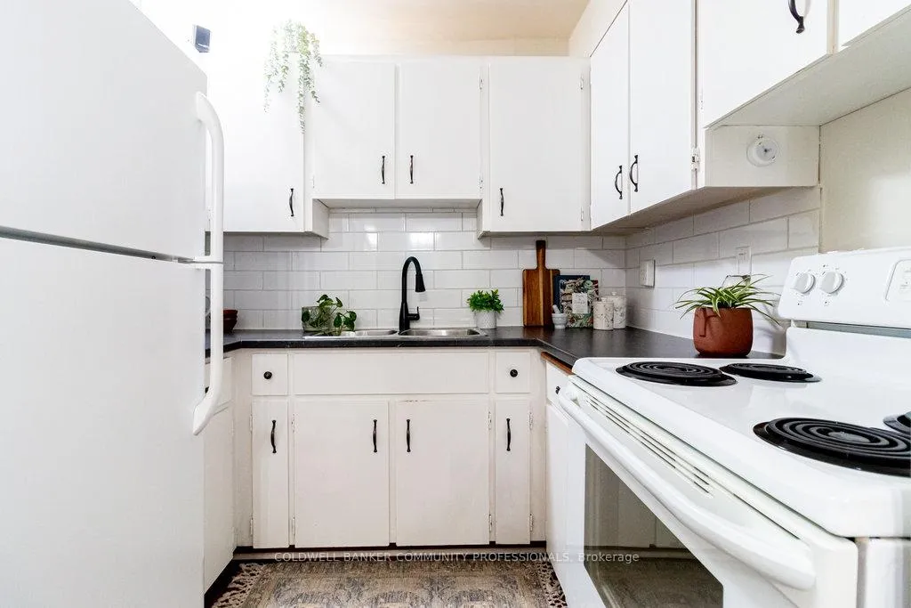 Photo 18 of Unit 205, 23 Main Street, Hamilton, Dundas — HOMEH