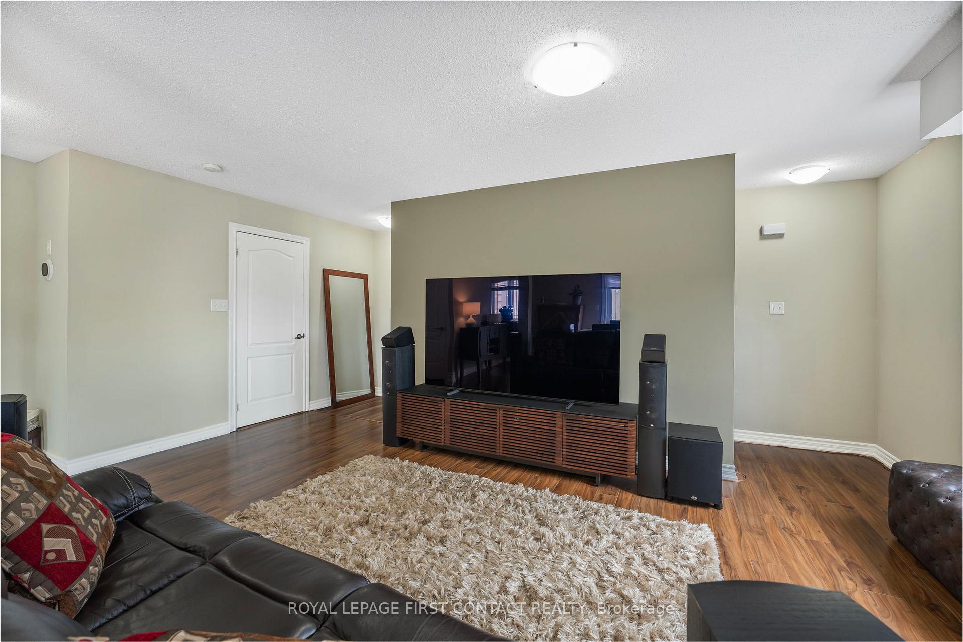Photo 4 of Unit 7, 408 Veterans Drive, Barrie, Holly — HOMEH