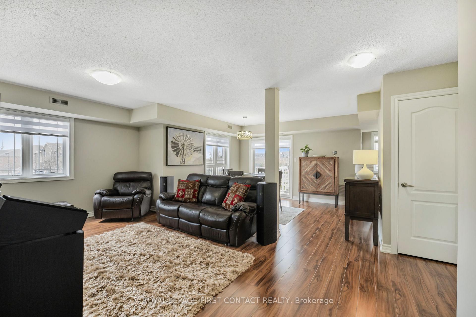 Photo 6 of Unit 7, 408 Veterans Drive, Barrie, Holly — HOMEH