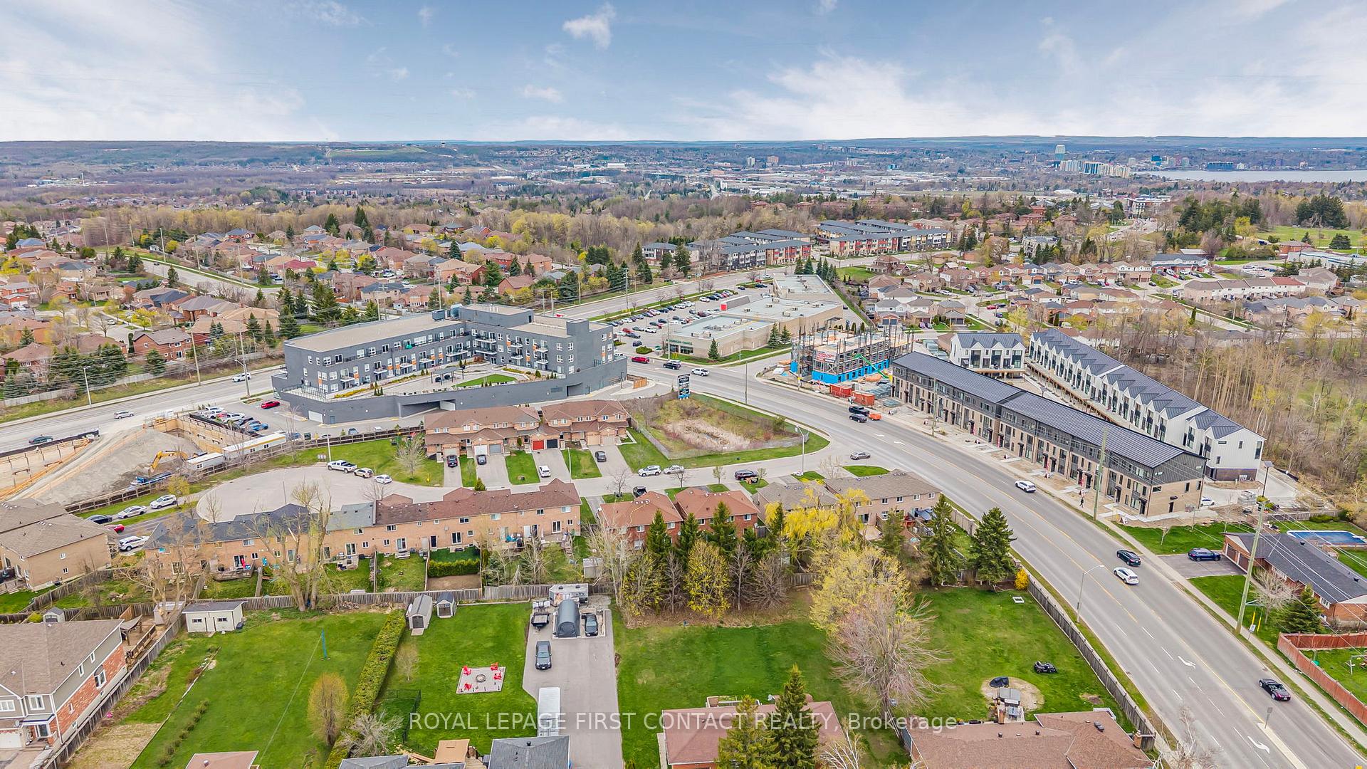 Photo 27 of Unit 7, 408 Veterans Drive, Barrie, Holly — HOMEH