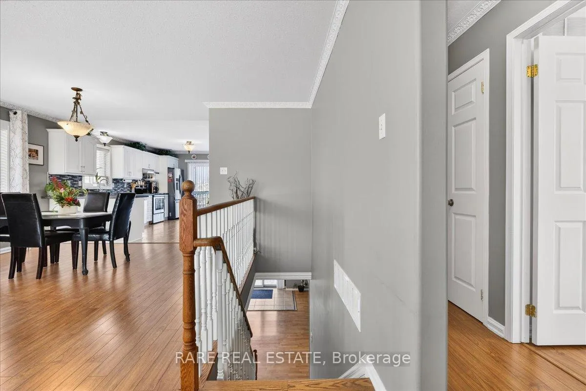 Photo 28 of 220 Livingstone Street E, Barrie, Little Lake — HOMEH