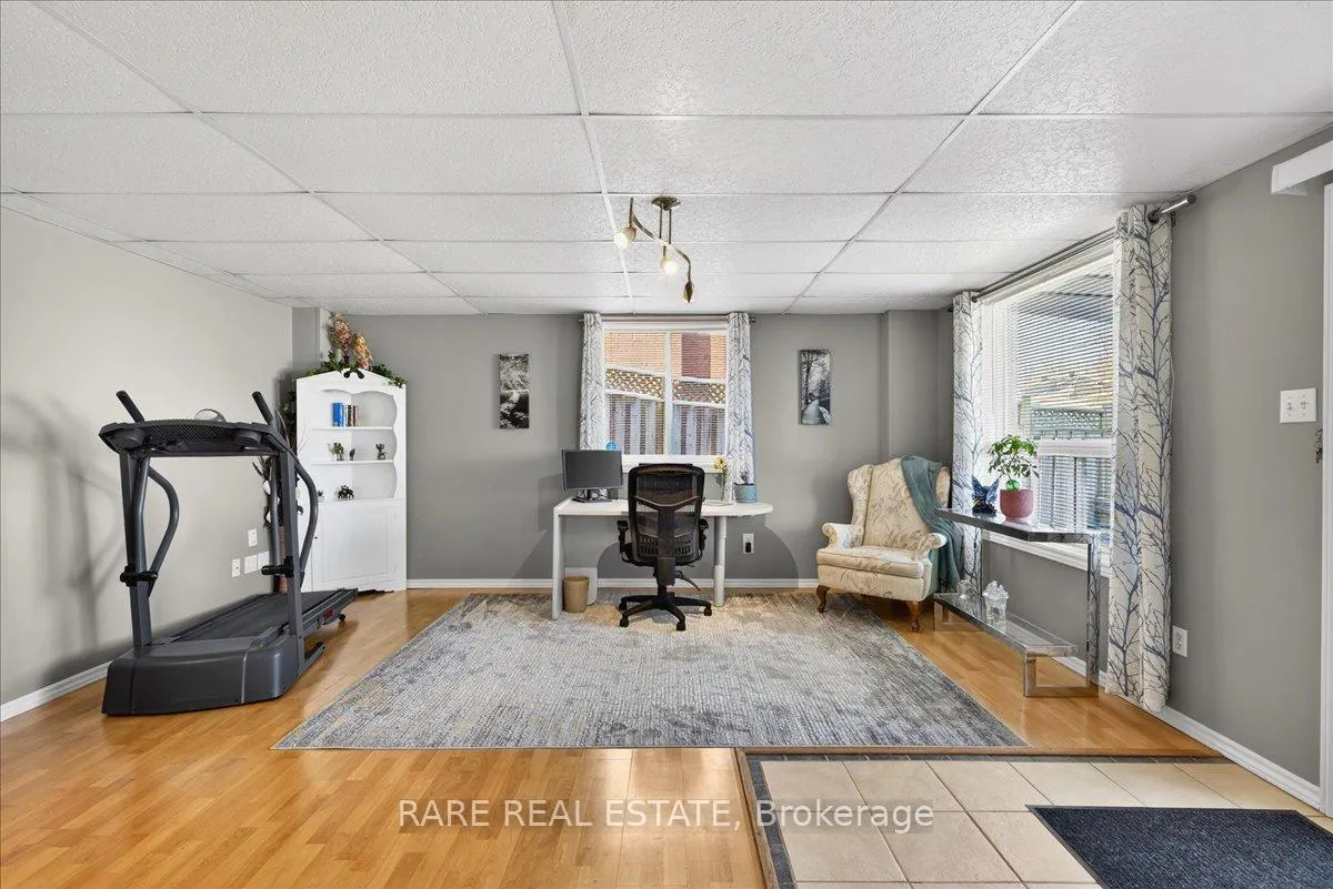 Photo 35 of 220 Livingstone Street E, Barrie, Little Lake — HOMEH