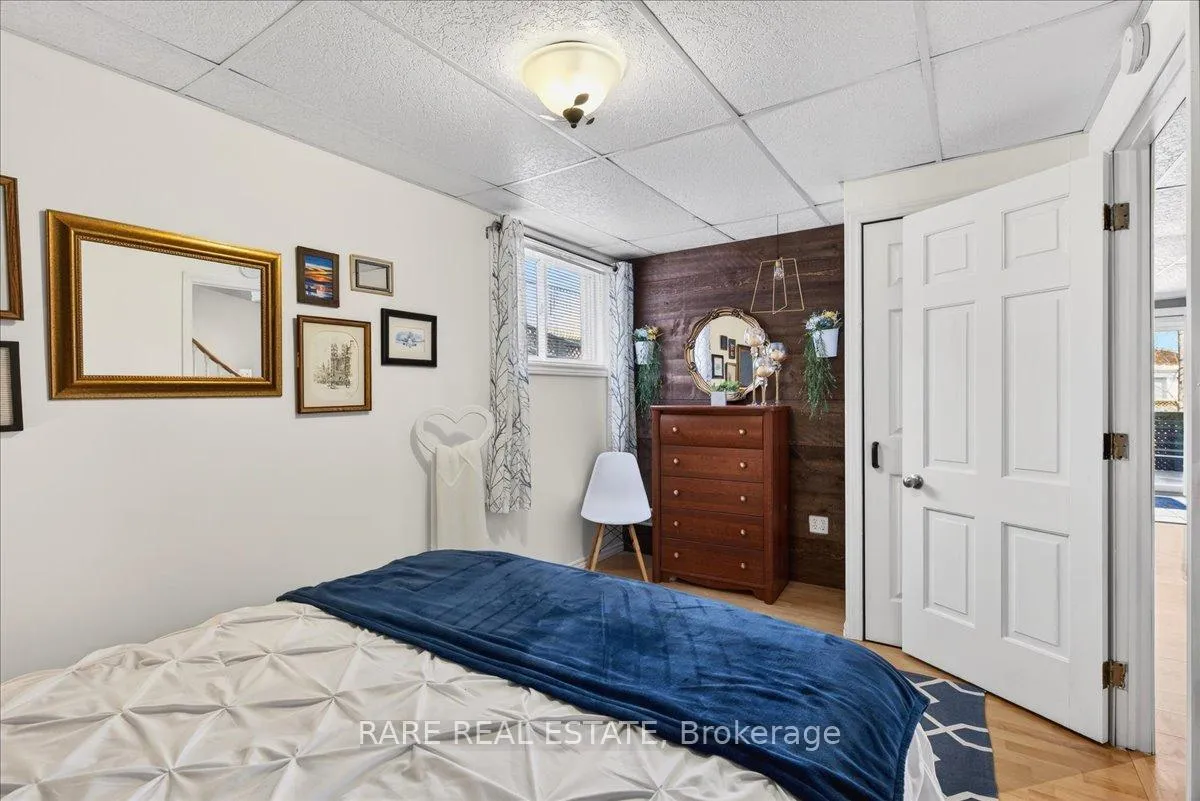 Photo 40 of 220 Livingstone Street E, Barrie, Little Lake — HOMEH