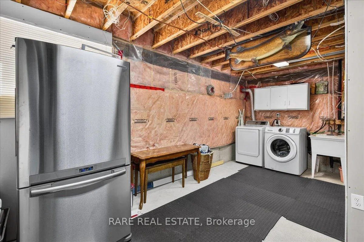 Photo 45 of 220 Livingstone Street E, Barrie, Little Lake — HOMEH