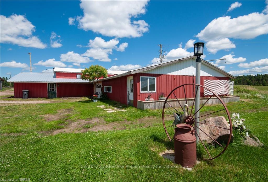 Photo 21 of 212 River Road, Chisholm — HOMEH