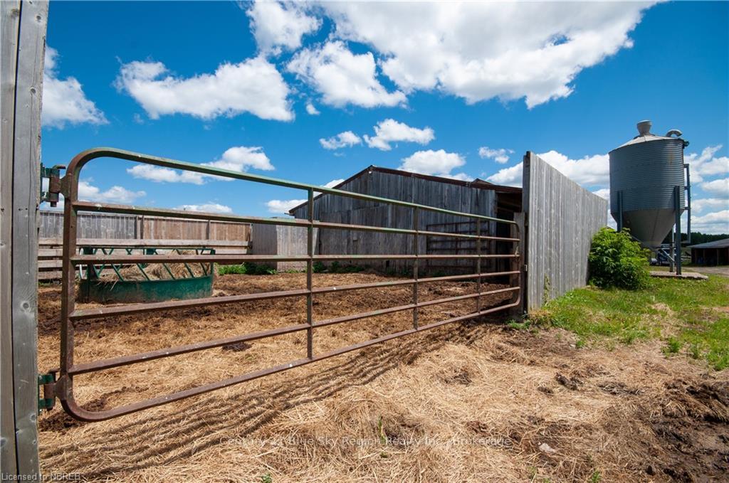 Photo 26 of 212 River Road, Chisholm — HOMEH
