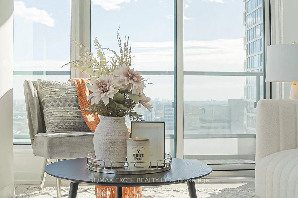 Photo 8 of Unit 2803, 898 Portage Parkway, Vaughan, Vaughan Corporate Centre — HOMEH