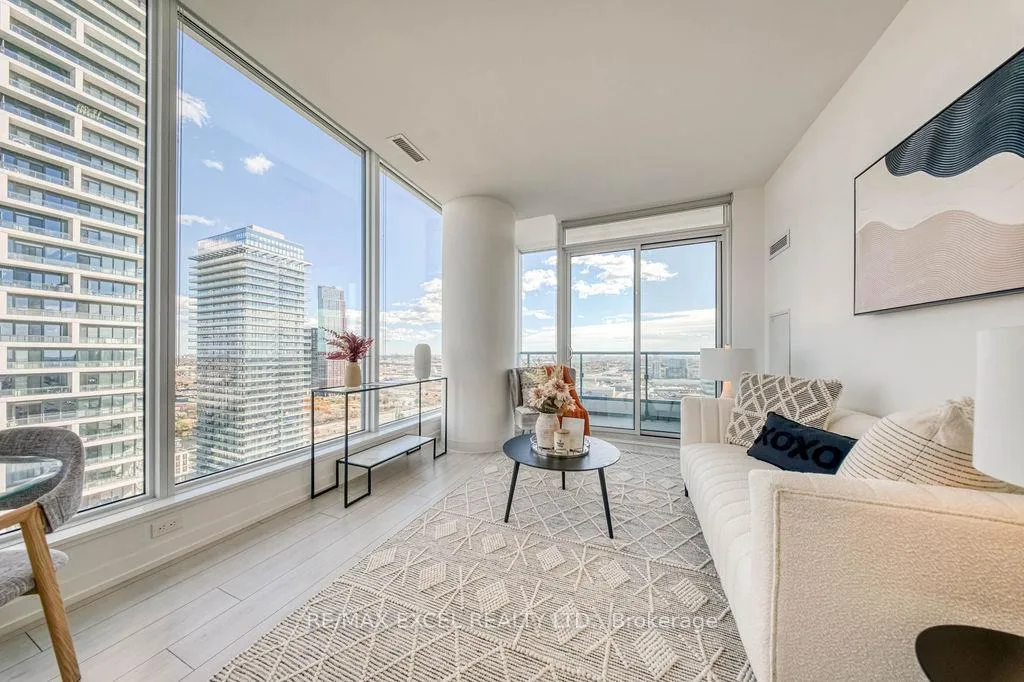 Photo 10 of Unit 2803, 898 Portage Parkway, Vaughan, Vaughan Corporate Centre — HOMEH