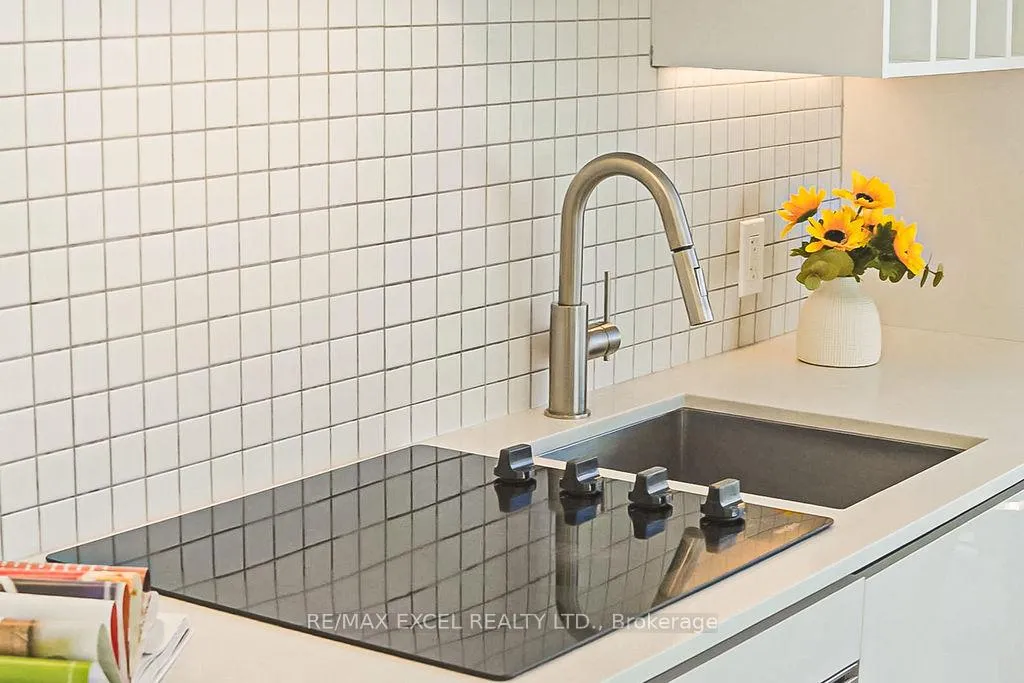 Photo 18 of Unit 2803, 898 Portage Parkway, Vaughan, Vaughan Corporate Centre — HOMEH