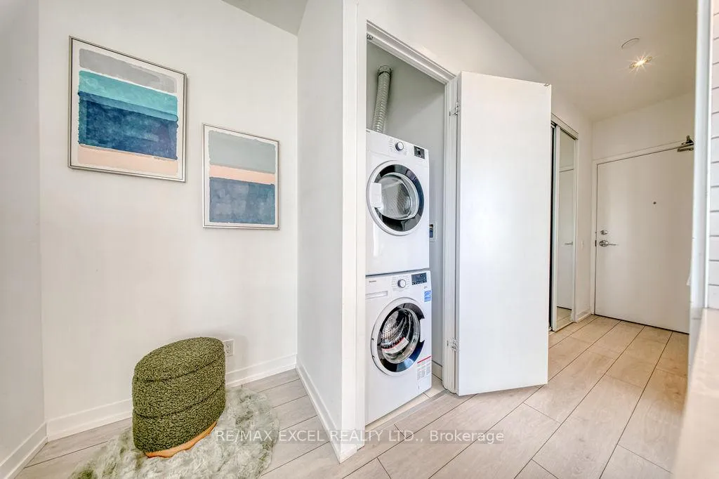 Photo 32 of Unit 2803, 898 Portage Parkway, Vaughan, Vaughan Corporate Centre — HOMEH