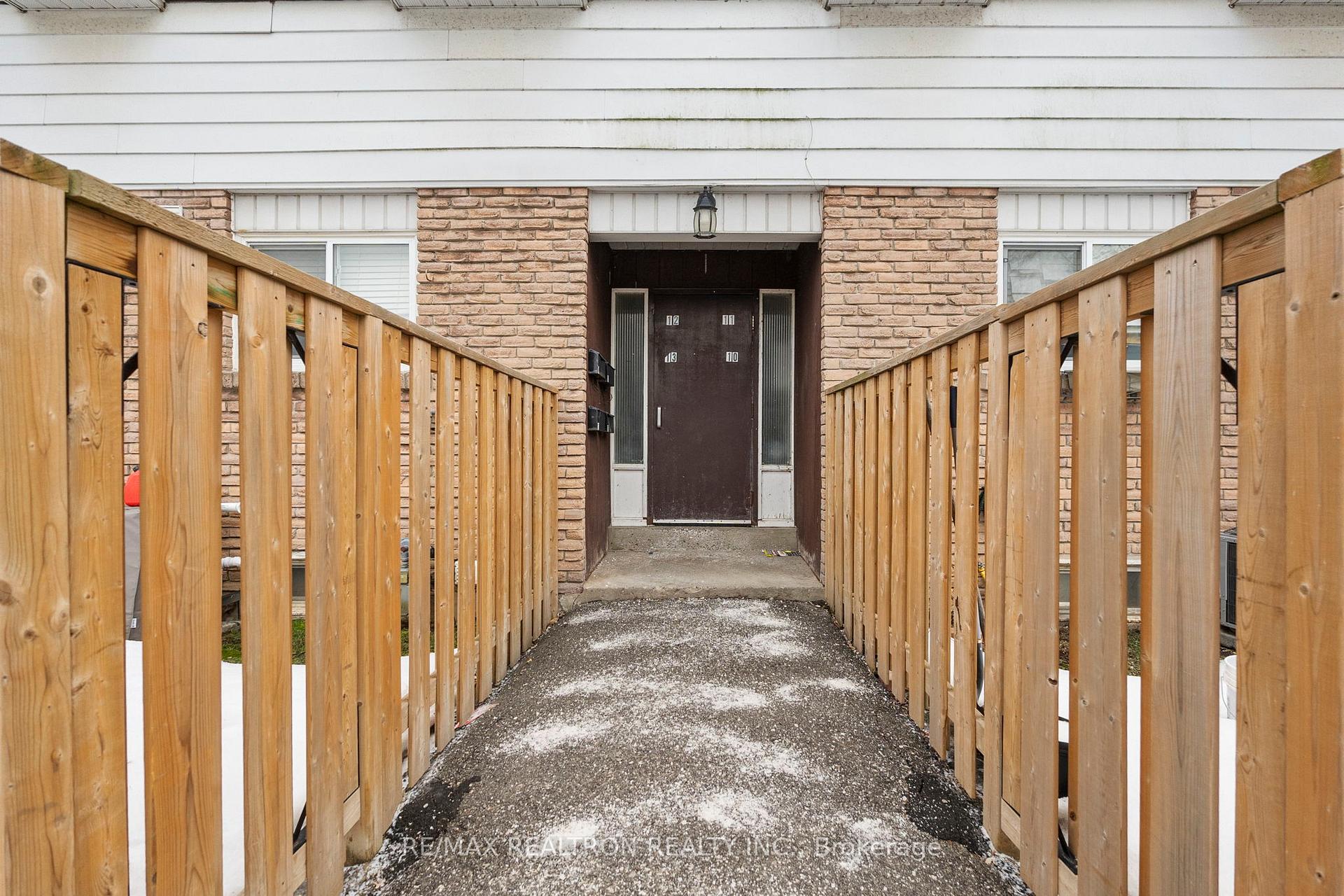 Front of Unit 11, 730 Cedar Street