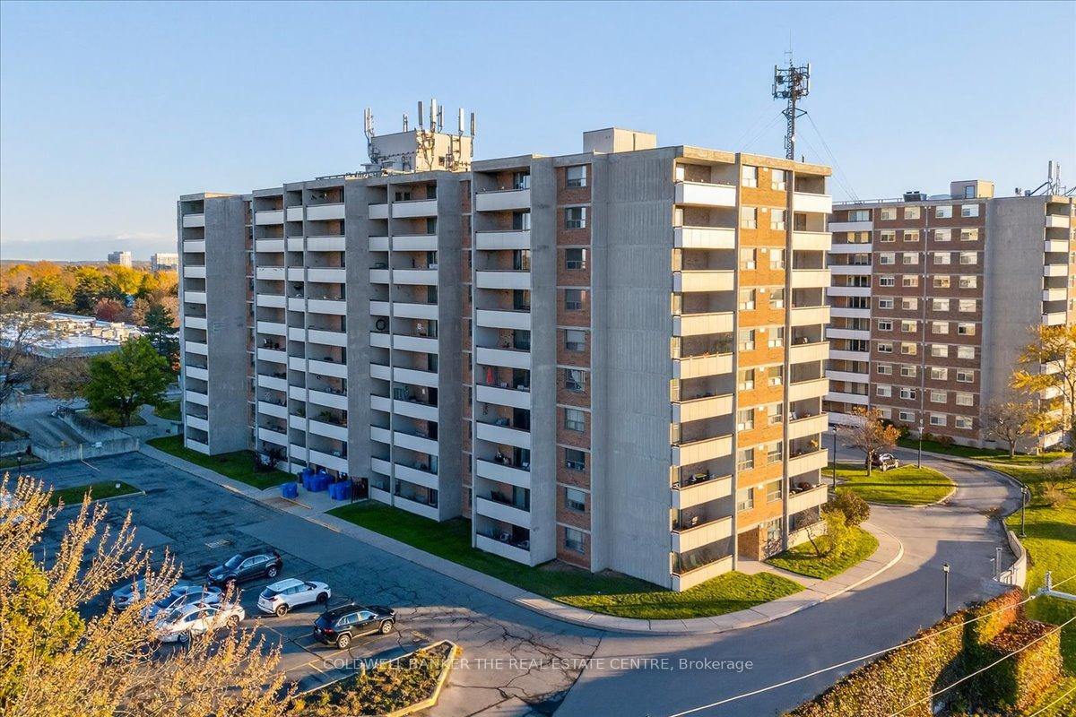 Front of Unit 702, 20 William Roe Boulevard