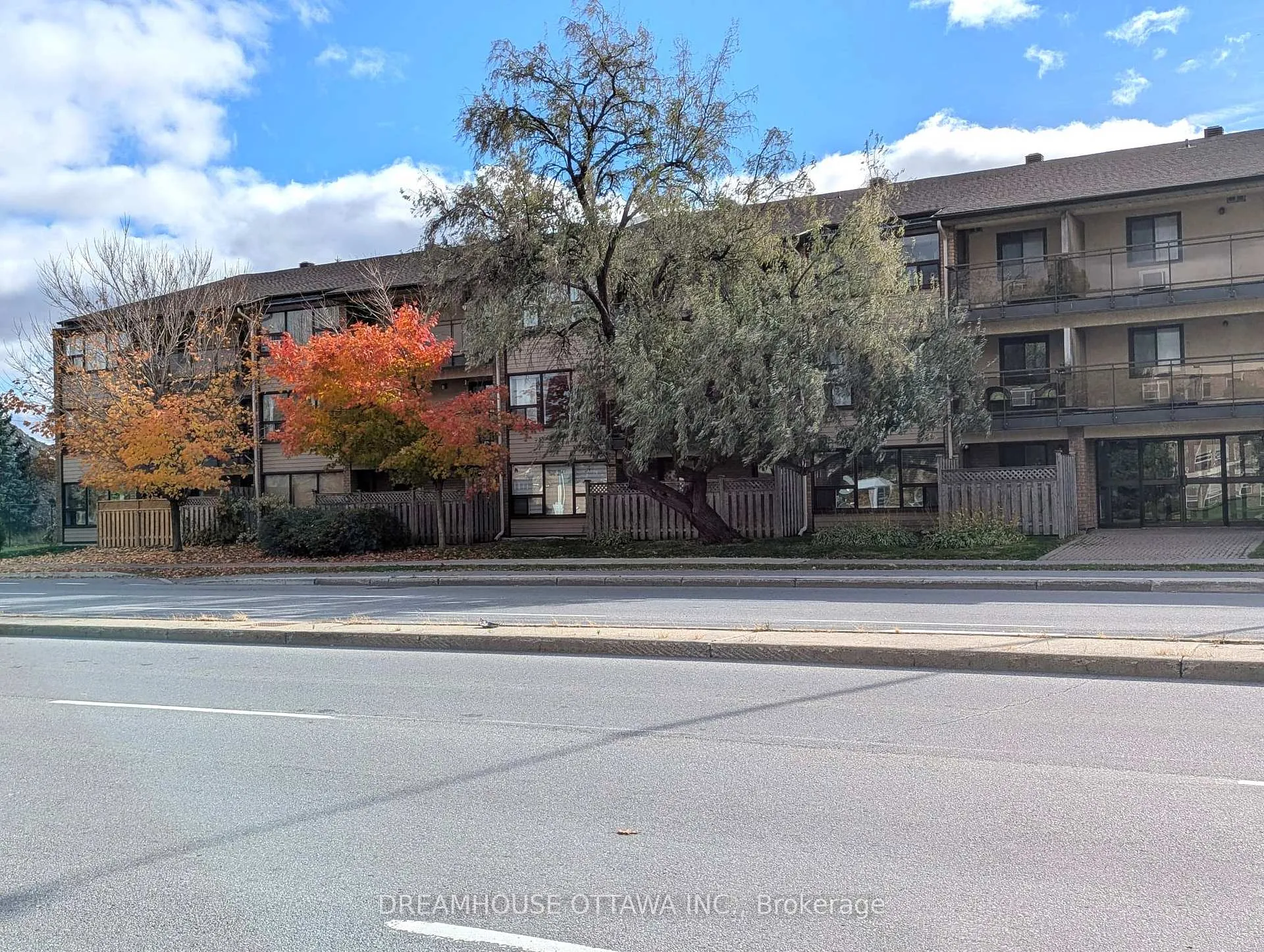 Photo 2 of Unit 107, 1490 Heron Road, Ottawa, Heron Gate — HOMEH
