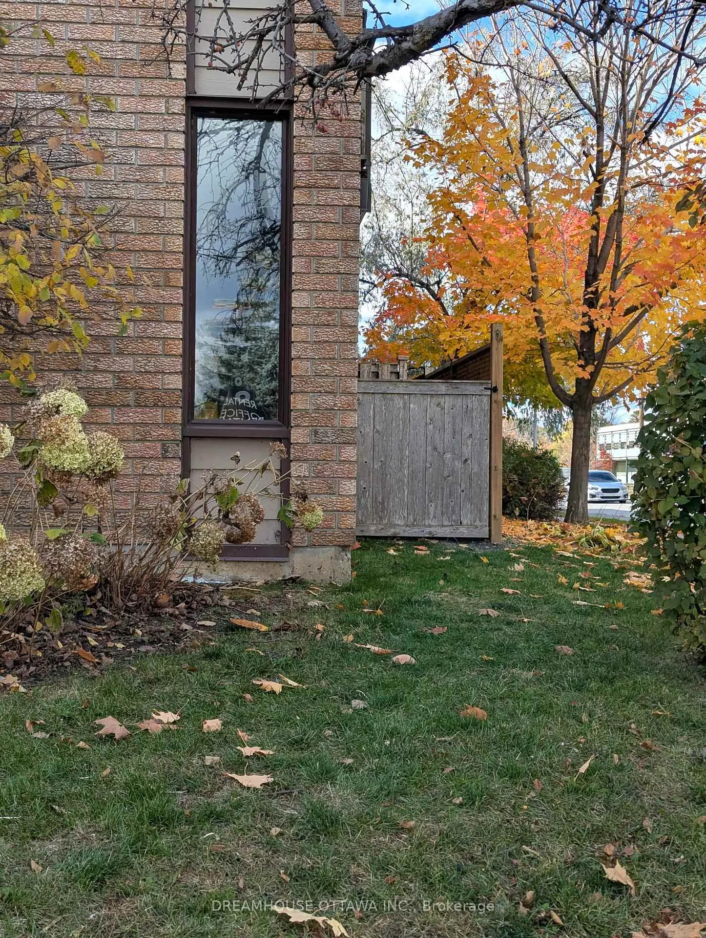 Photo 25 of Unit 107, 1490 Heron Road, Ottawa, Heron Gate — HOMEH