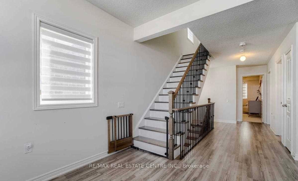 Photo 12 of 5 Blackberry Valley Crescent, Caledon, Rural Caledon — HOMEH