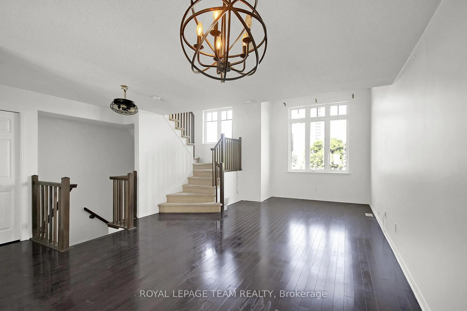 Photo 4 of Unit 151, 1512 Walkley Road S, Ottawa, Heron Gate/Industrial Park — HOMEH