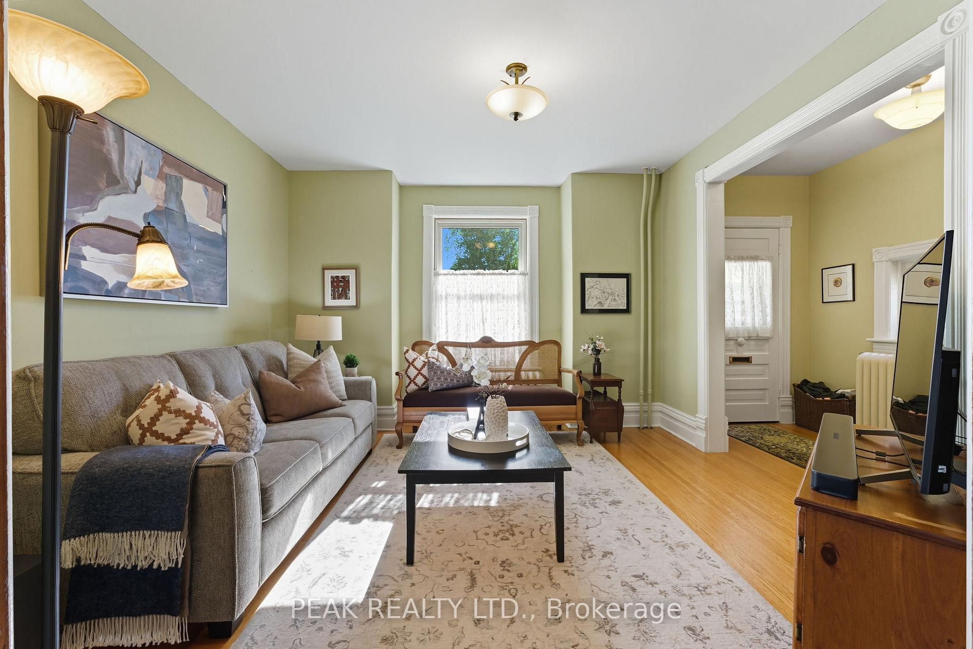 Photo 8 of 49 St Andrew Street, Brant, Paris — HOMEH