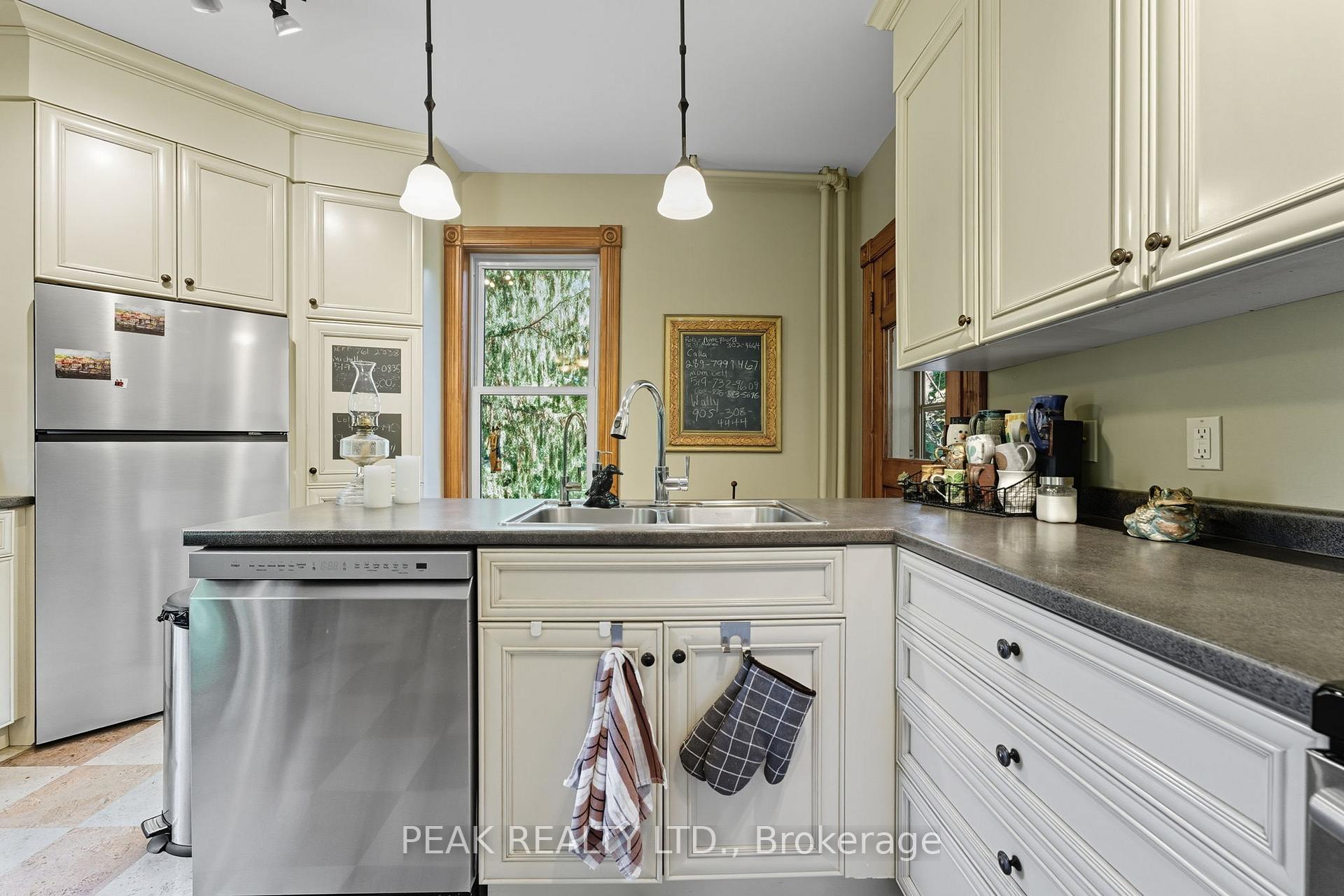 Photo 12 of 49 St Andrew Street, Brant, Paris — HOMEH