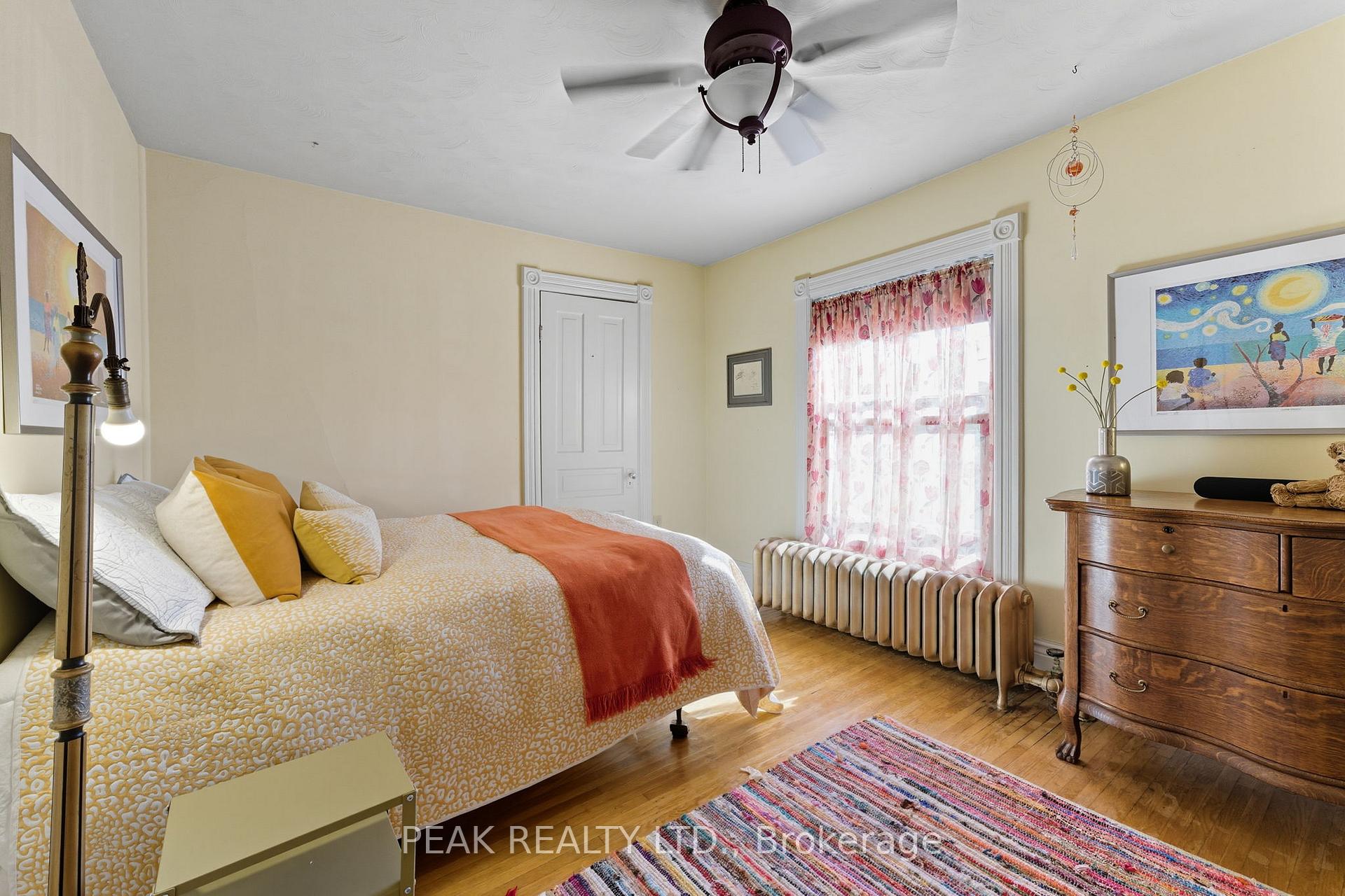 Photo 22 of 49 St Andrew Street, Brant, Paris — HOMEH