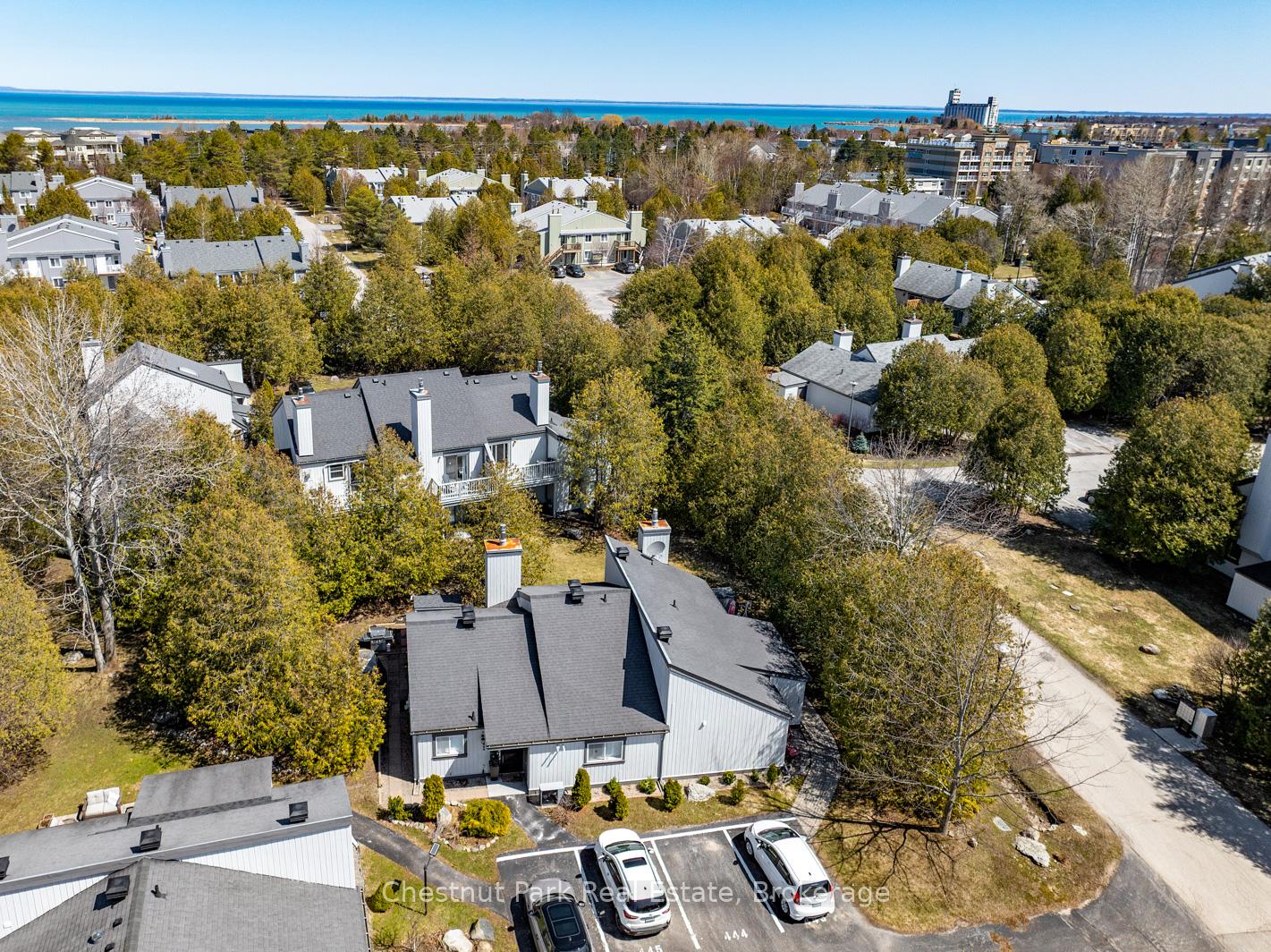 Photo 1 of 443 Oxbow Crescent, Collingwood — HOMEH