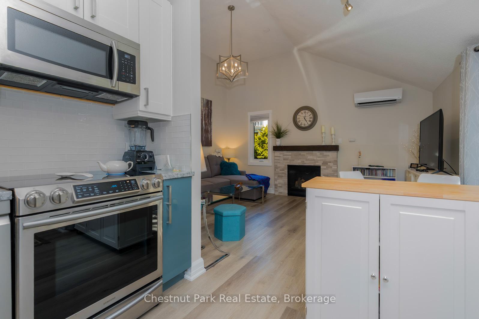 Photo 9 of 443 Oxbow Crescent, Collingwood — HOMEH