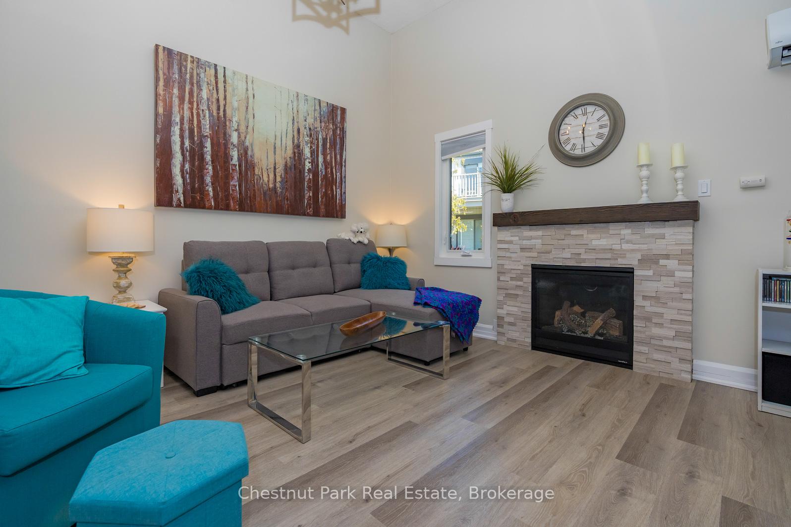 Photo 14 of 443 Oxbow Crescent, Collingwood — HOMEH