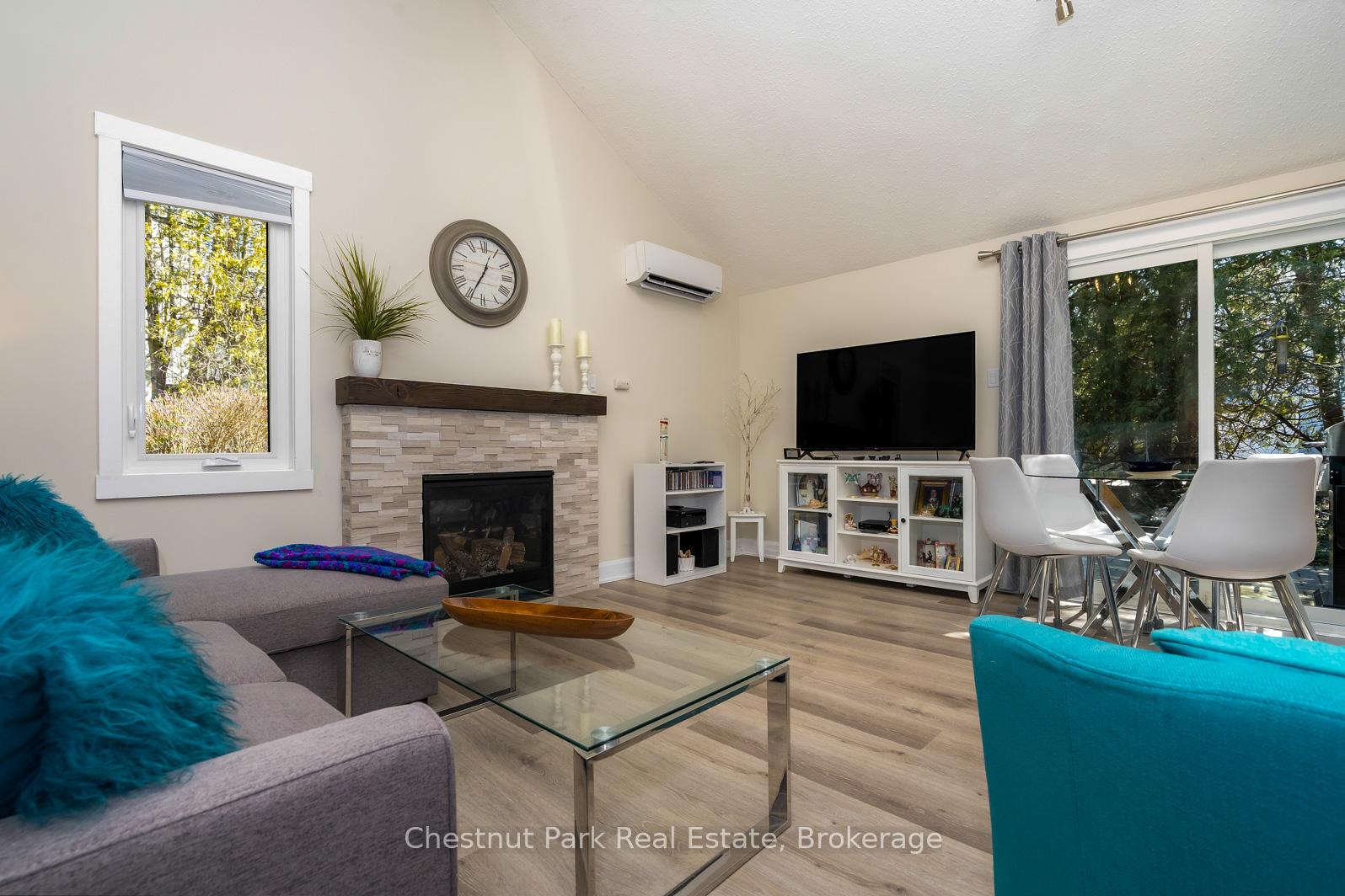 Photo 15 of 443 Oxbow Crescent, Collingwood — HOMEH