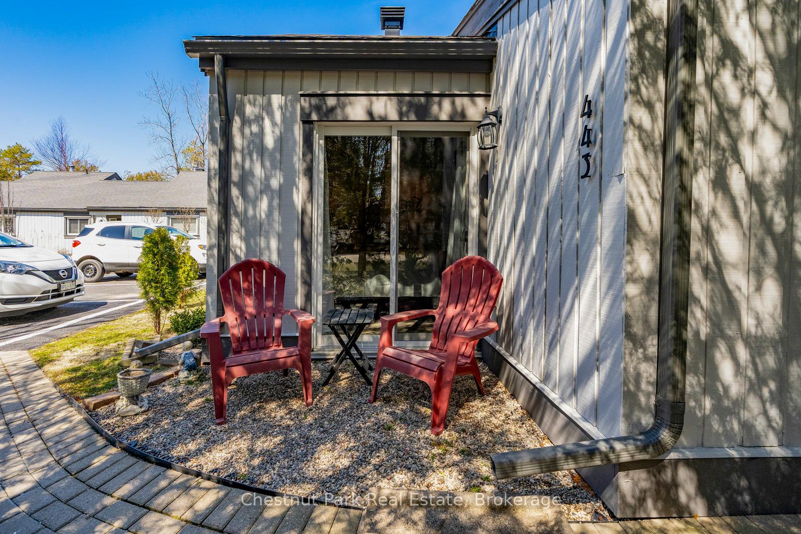 Photo 27 of 443 Oxbow Crescent, Collingwood — HOMEH