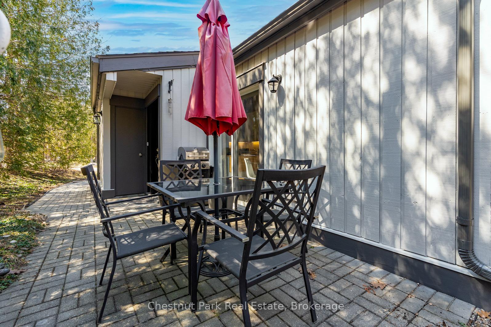 Photo 29 of 443 Oxbow Crescent, Collingwood — HOMEH