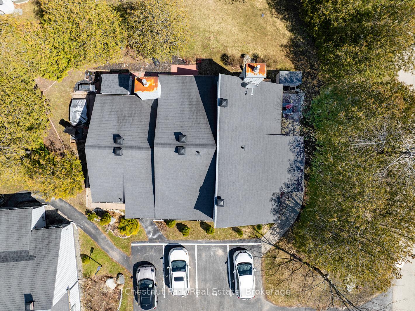 Photo 32 of 443 Oxbow Crescent, Collingwood — HOMEH