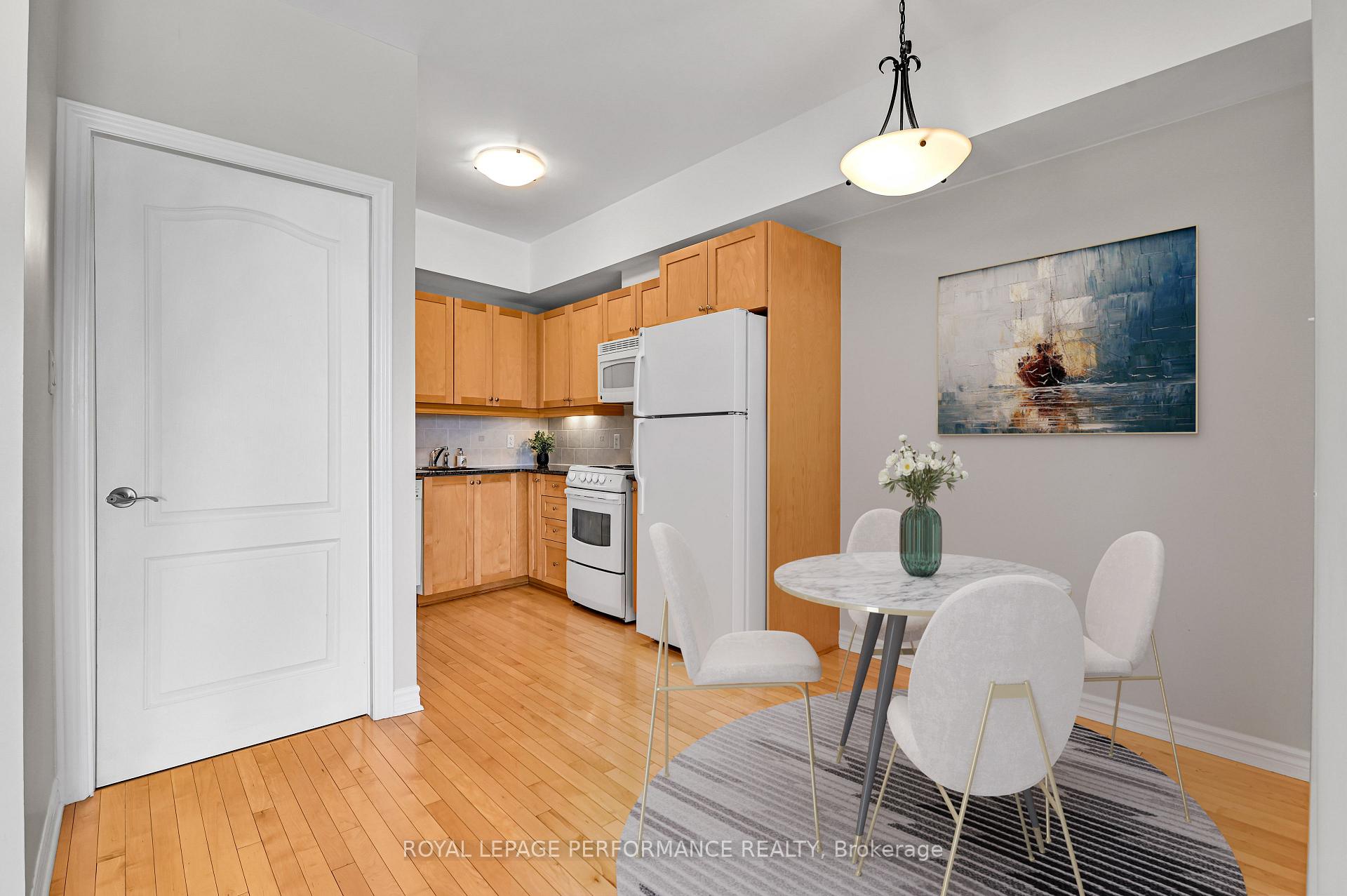 Photo 7 of Unit 407, 6 Grove Avenue, Ottawa, Old Ottawa South — HOMEH