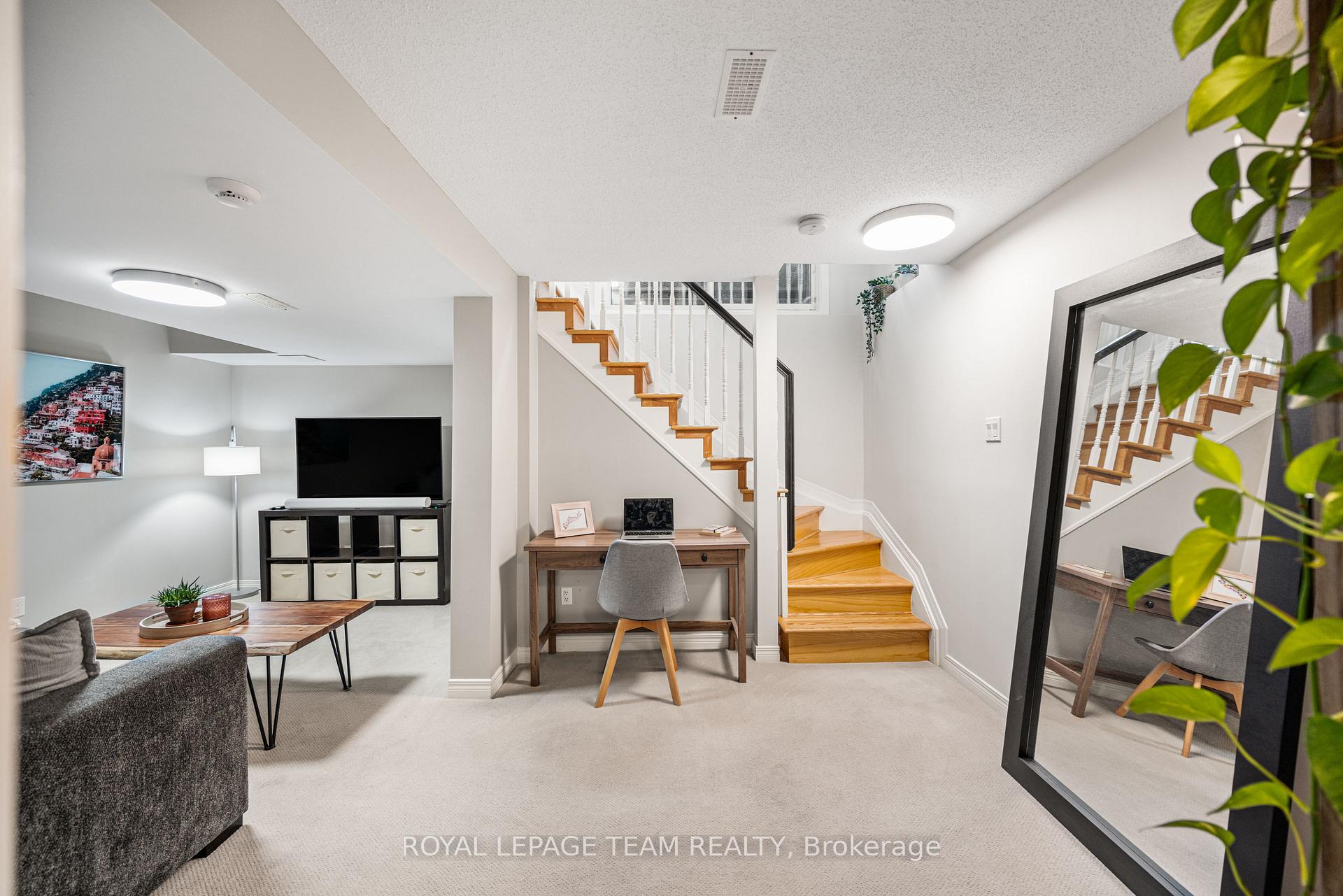 Photo 21 of 1526 Tonilee Drive, Ottawa, Carson Grove — HOMEH