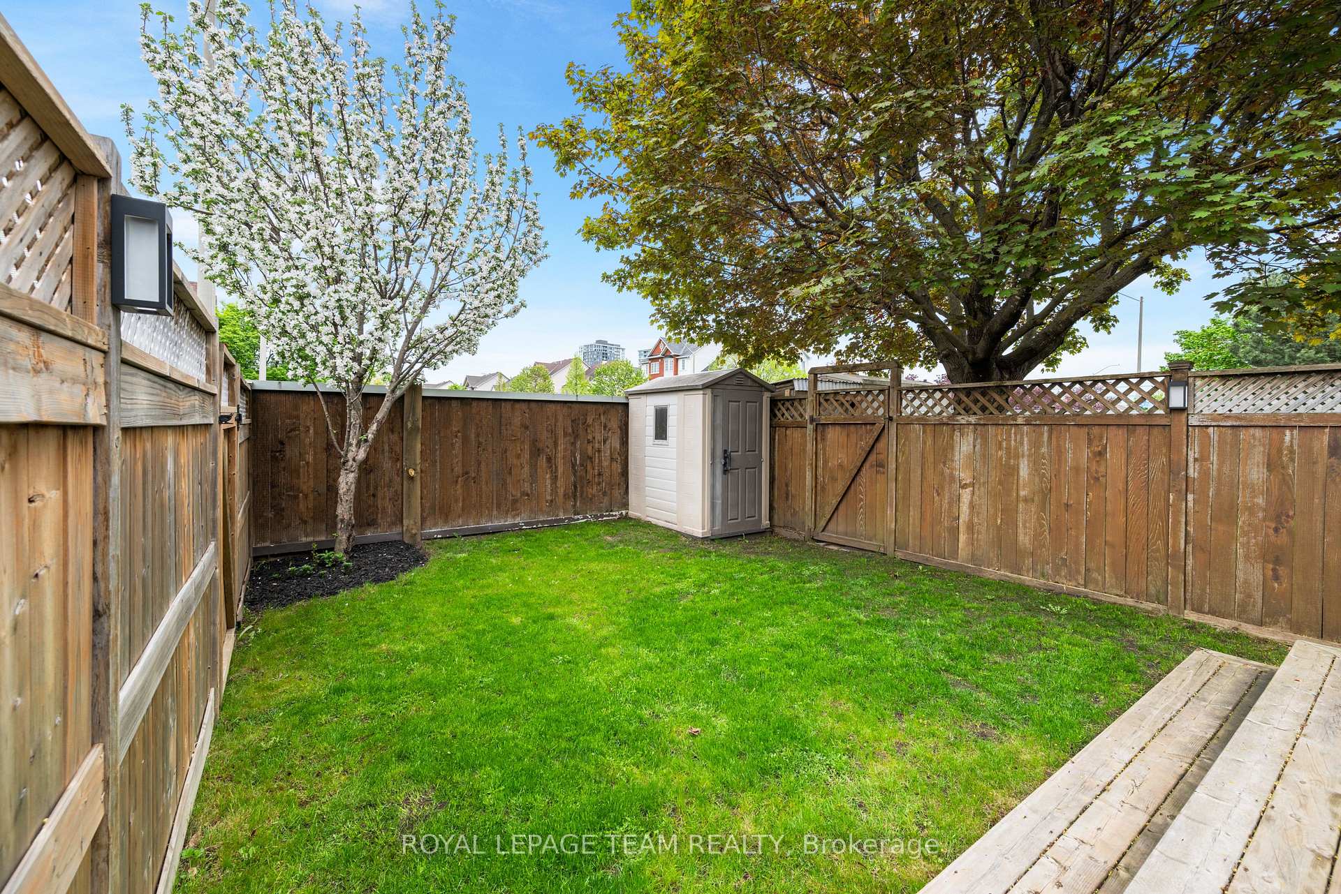 Photo 31 of 1526 Tonilee Drive, Ottawa, Carson Grove — HOMEH