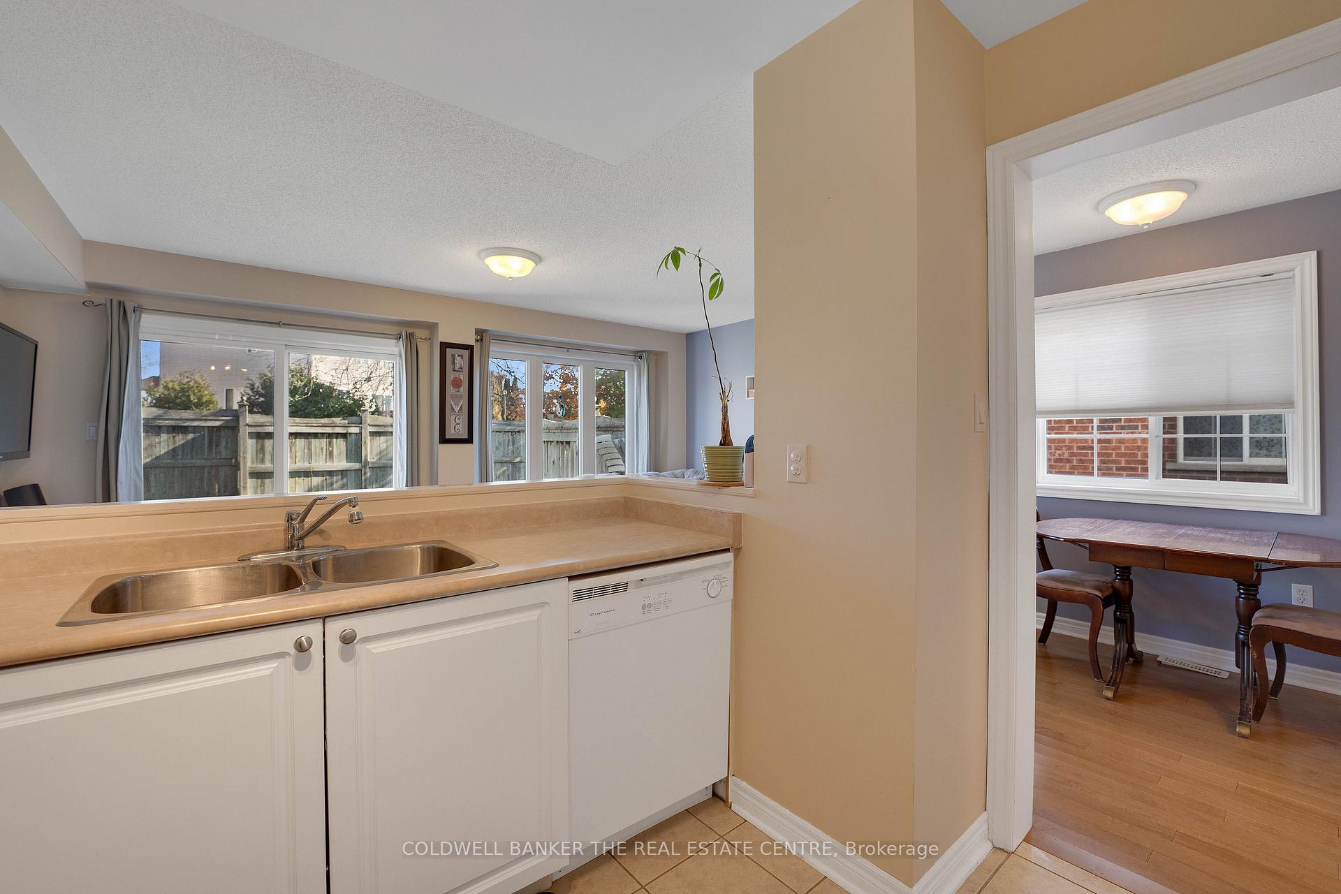 Photo 9 of Unit 34, 430 Mapleview Drive E, Barrie, Painswick South — HOMEH