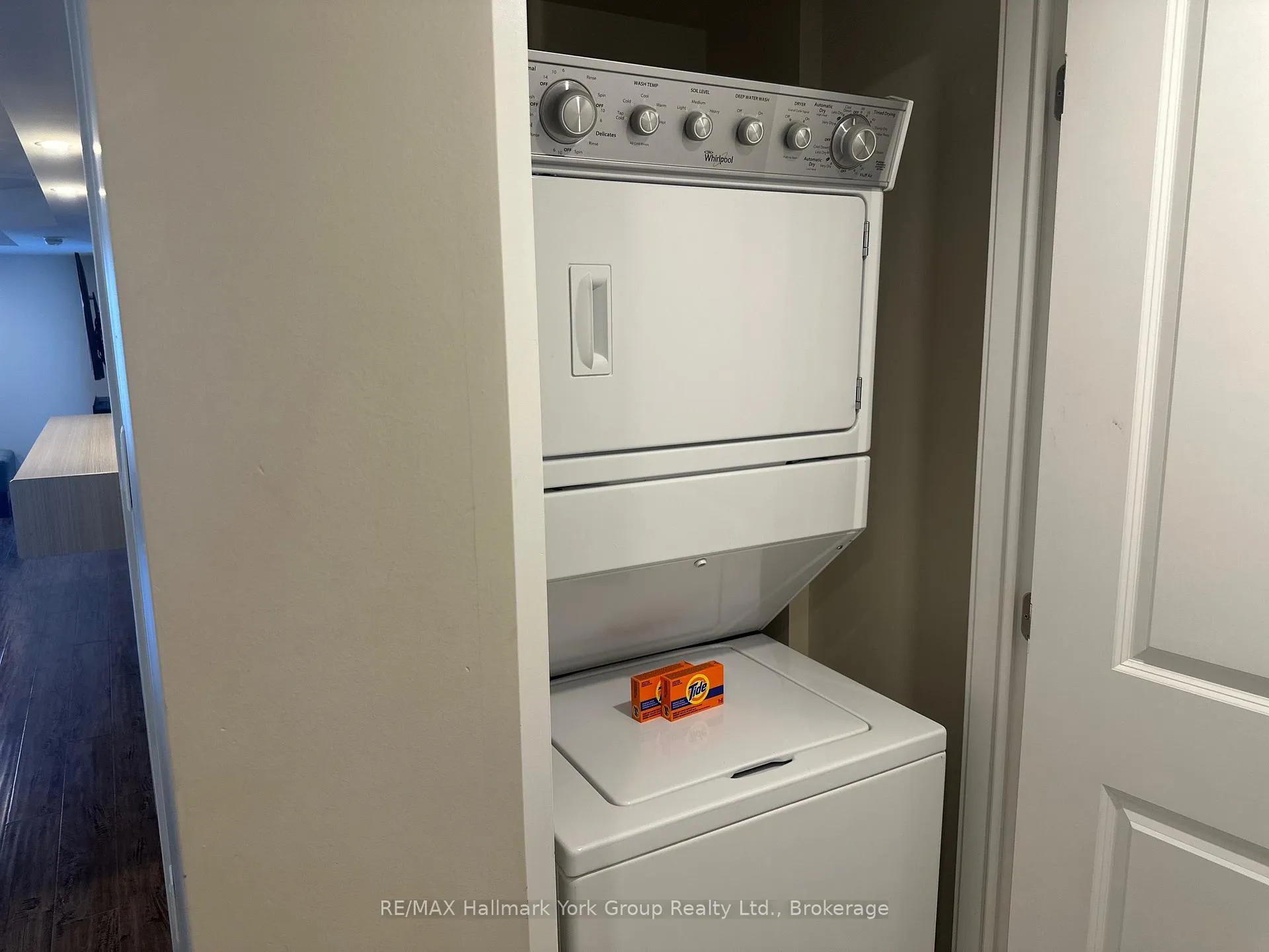 Photo 11 of Unit 5116, 9 Harbour Street E, Collingwood — HOMEH