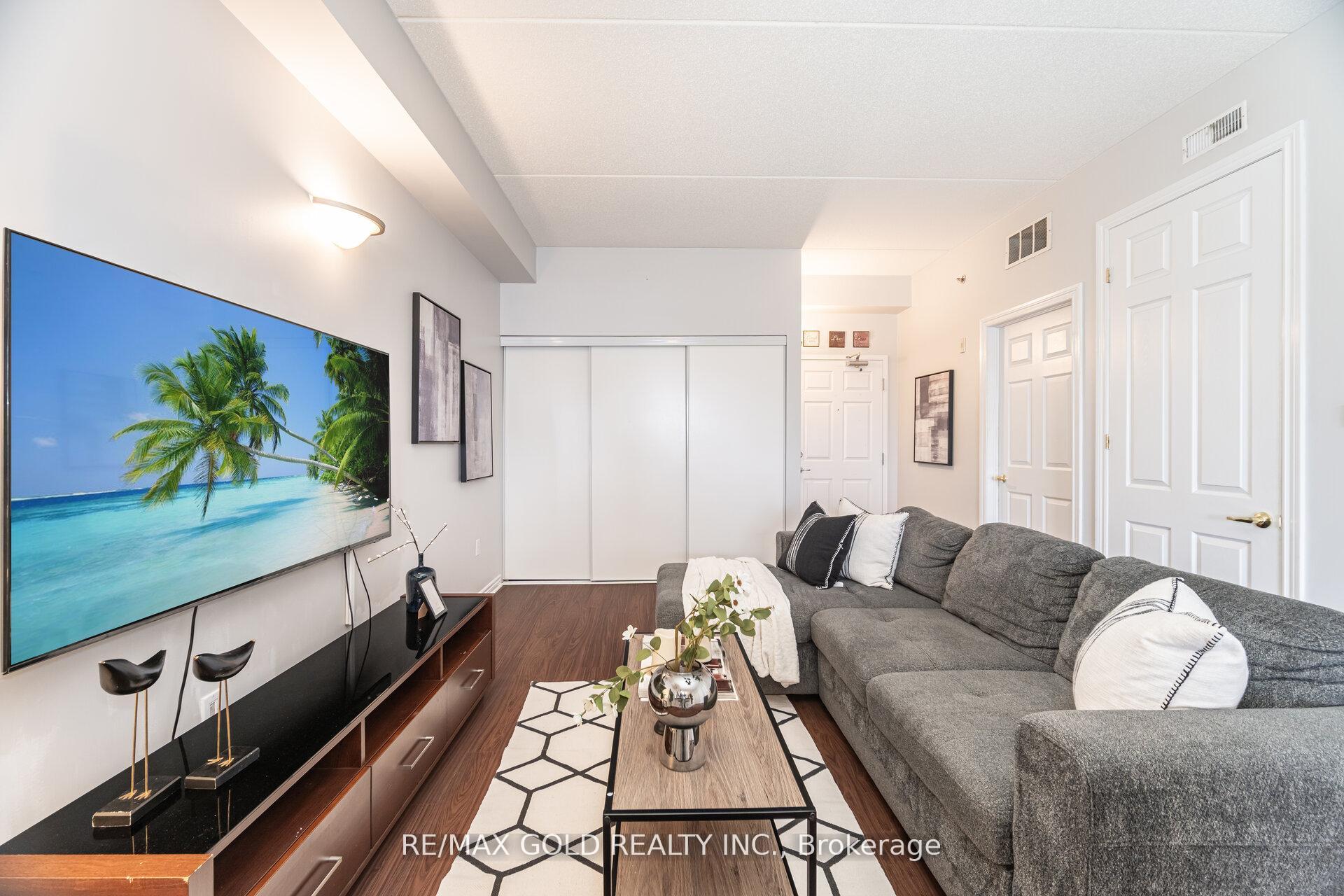 Photo 10 of Unit 306, 308 Watson Parkway N, Guelph, Grange Road — HOMEH