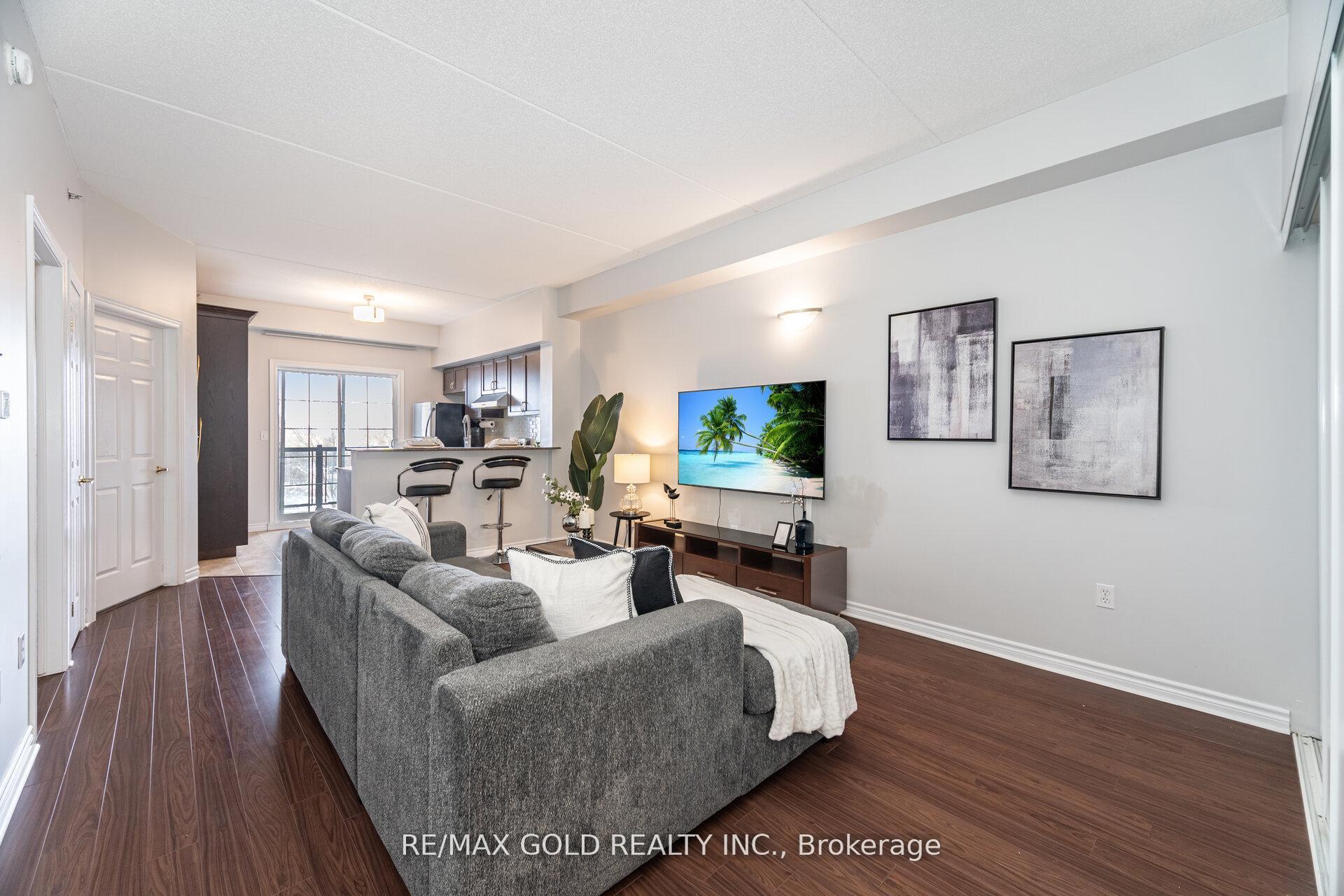 Photo 13 of Unit 306, 308 Watson Parkway N, Guelph, Grange Road — HOMEH