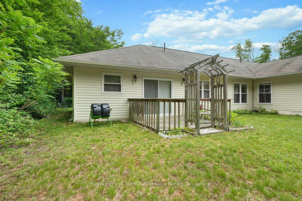 Photo 4 of Unit 5, 25 Seguin Place Drive, Seguin, Humphrey — HOMEH