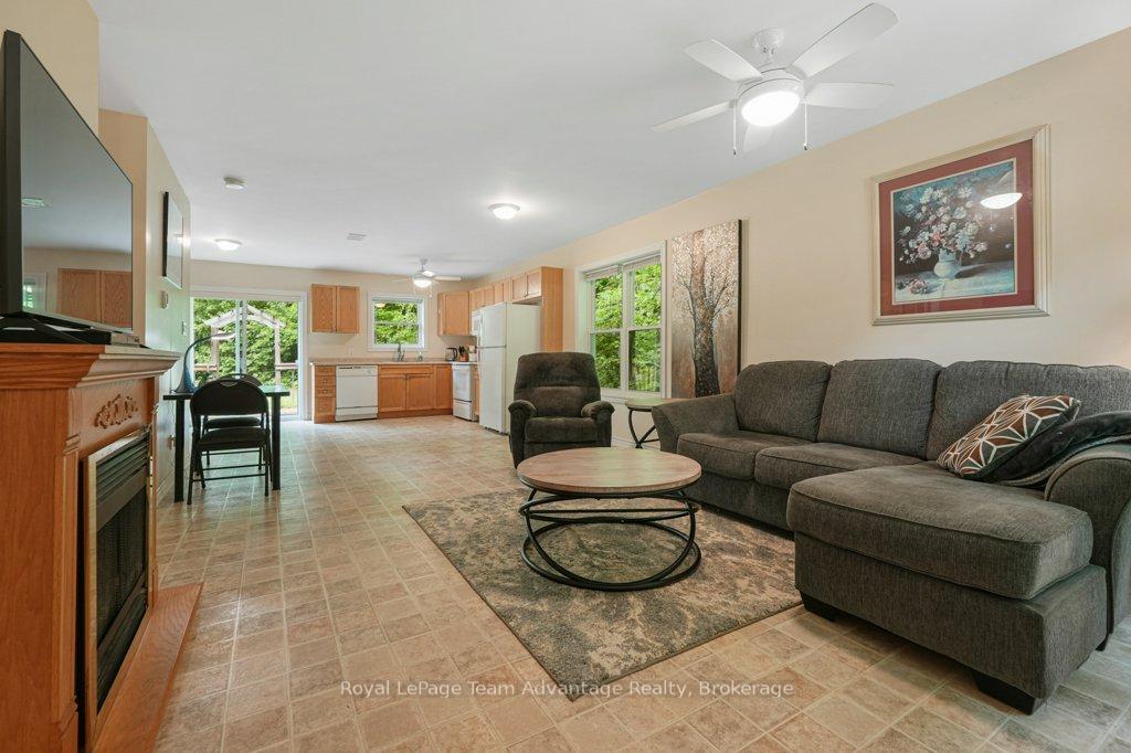 Photo 8 of Unit 5, 25 Seguin Place Drive, Seguin, Humphrey — HOMEH