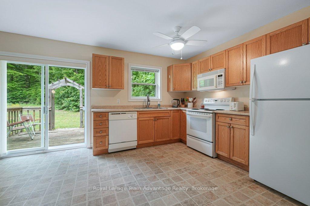 Photo 10 of Unit 5, 25 Seguin Place Drive, Seguin, Humphrey — HOMEH