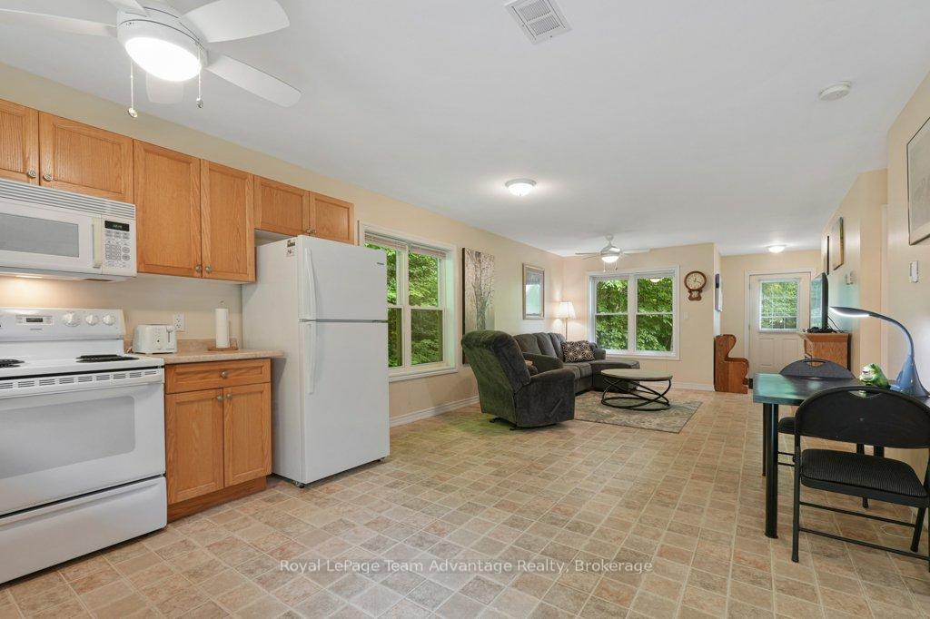 Photo 12 of Unit 5, 25 Seguin Place Drive, Seguin, Humphrey — HOMEH