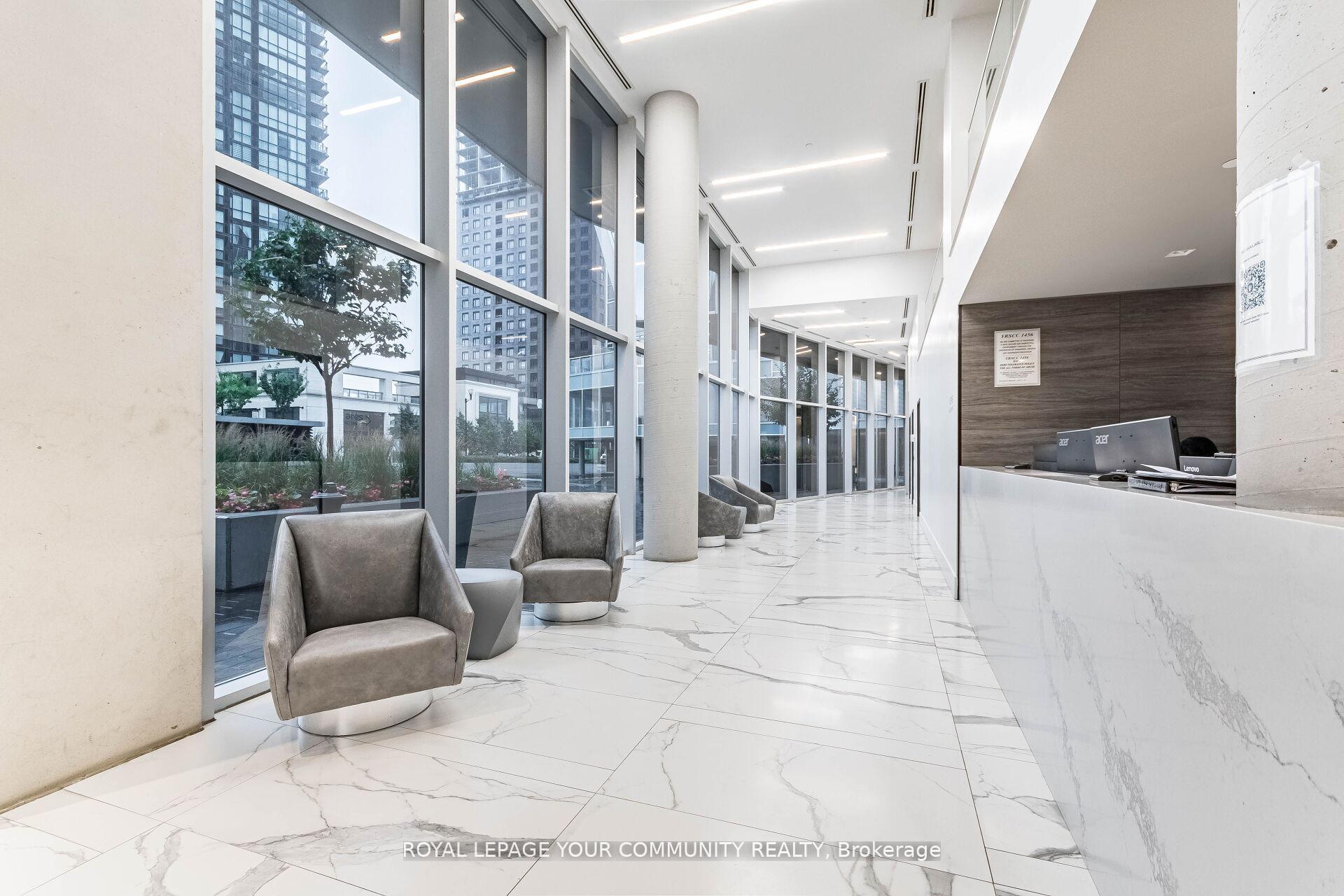 Photo 4 of Unit 1703, 2916 Highway 7 E, Vaughan, Concord — HOMEH