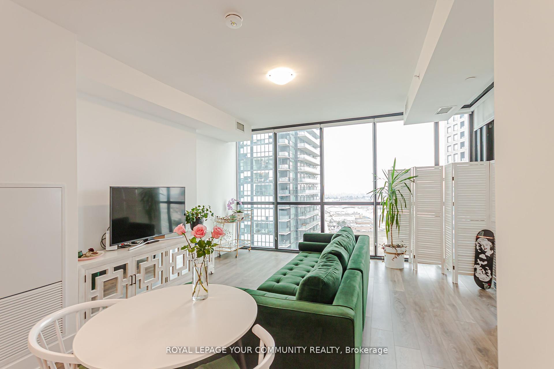 Photo 9 of Unit 1703, 2916 Highway 7 E, Vaughan, Concord — HOMEH