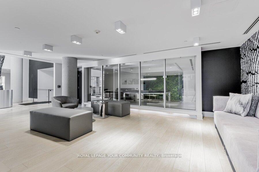 Photo 39 of Unit 1703, 2916 Highway 7 E, Vaughan, Concord — HOMEH